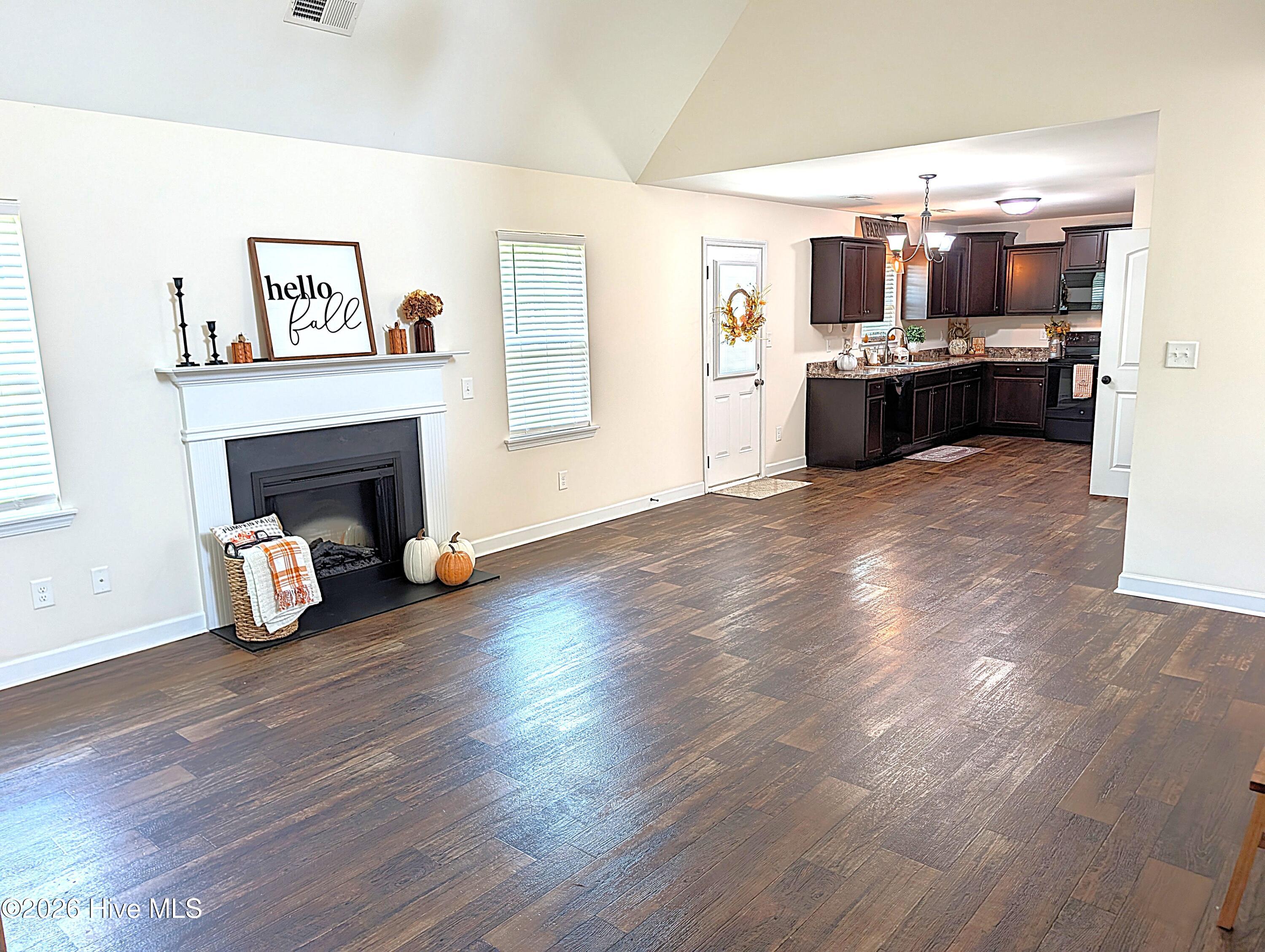 110 Sonia Drive Property Photo 8