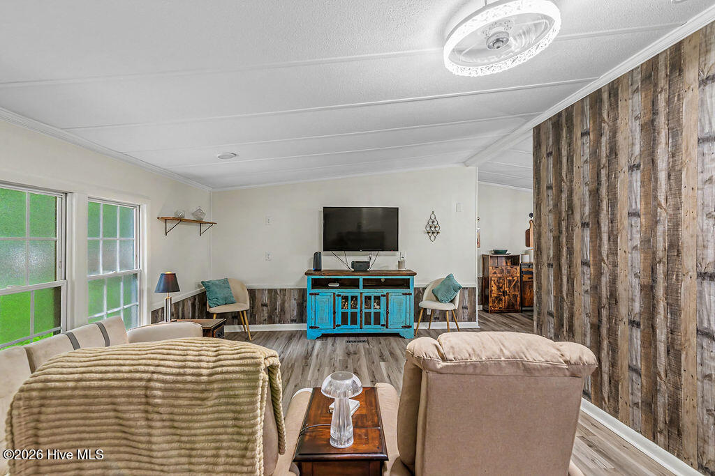 306 Old Loy Avenue Property Photo 13