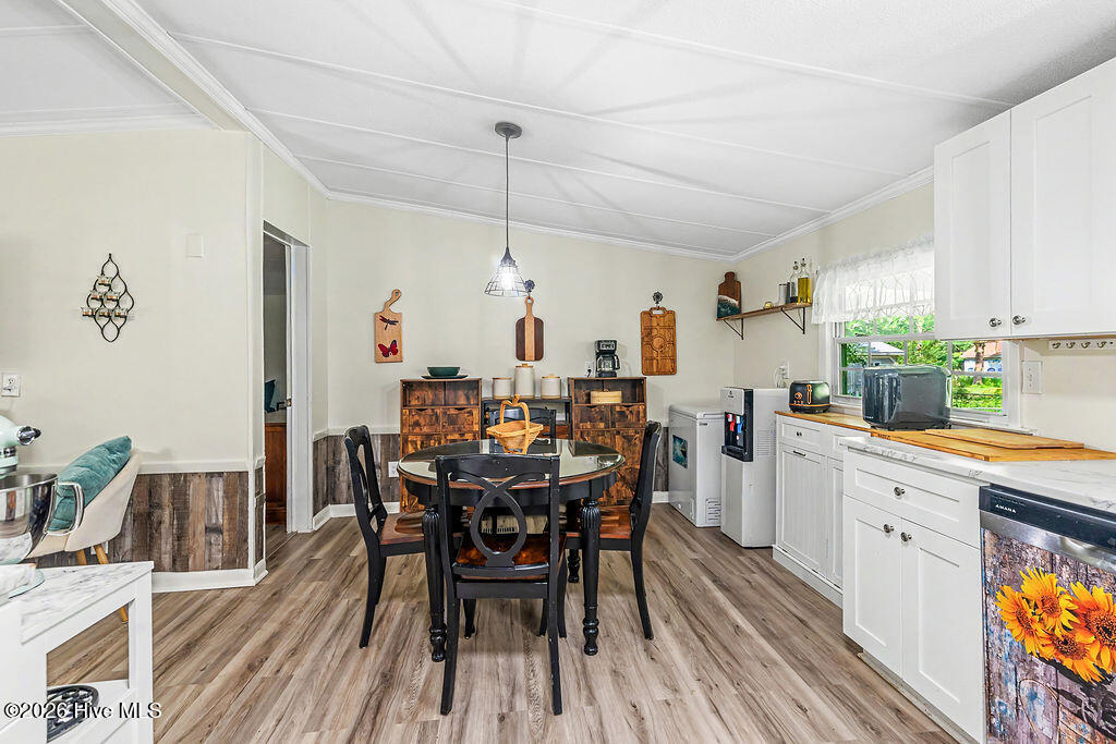 306 Old Loy Avenue Property Photo 17