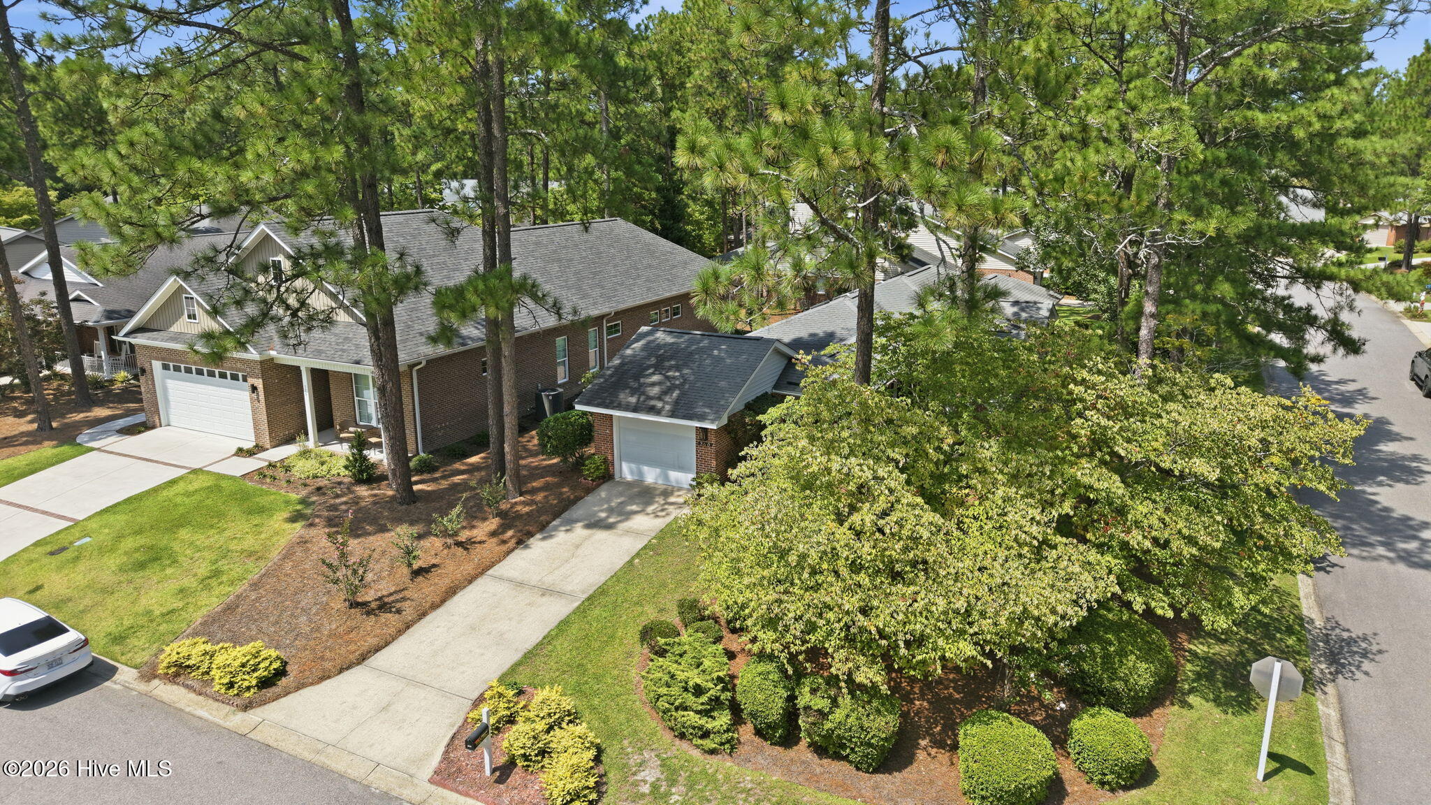 360 Pinehurst Trace Drive Property Photo 3