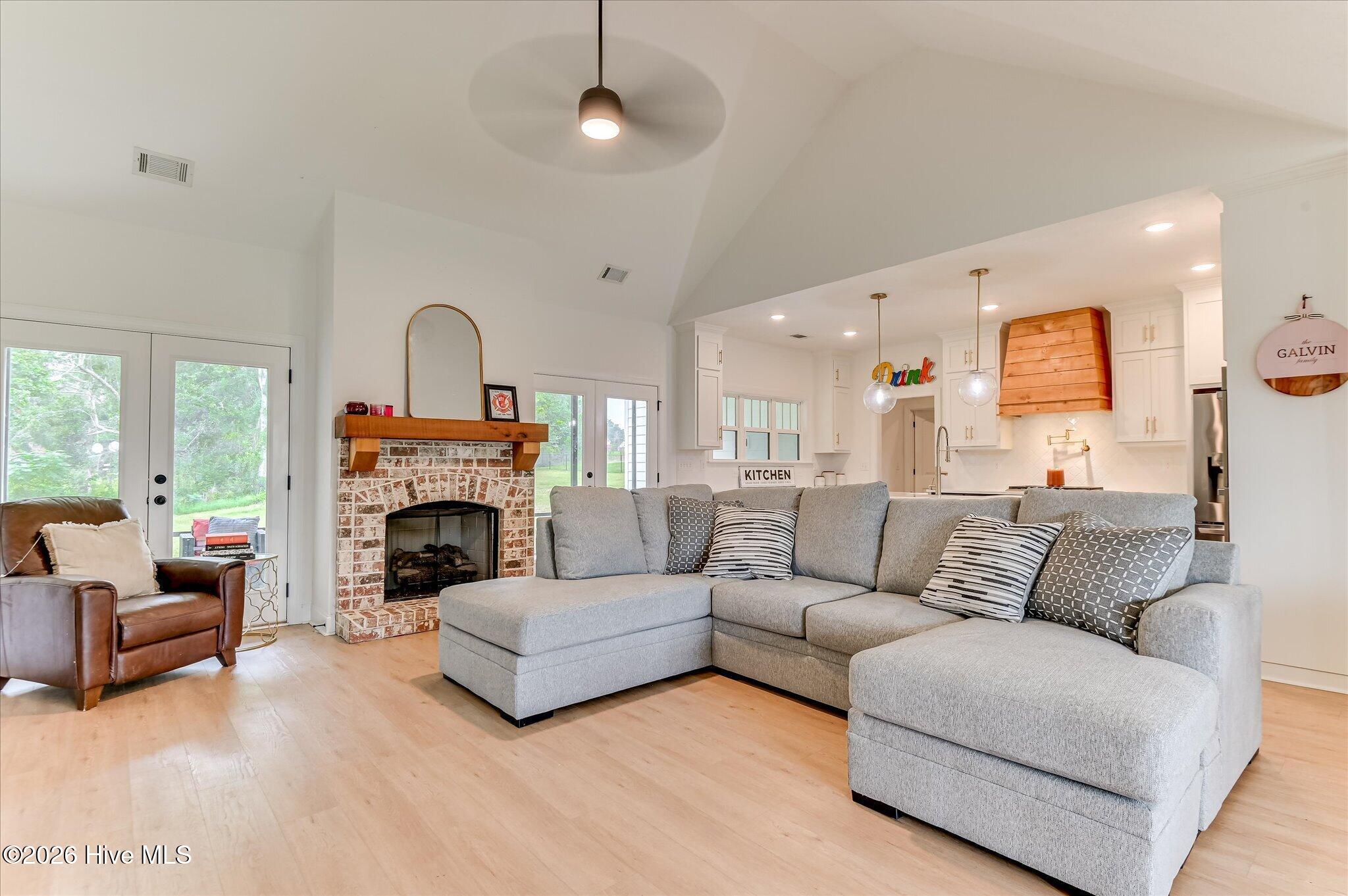 558 Annison Pointe Court Property Photo 10