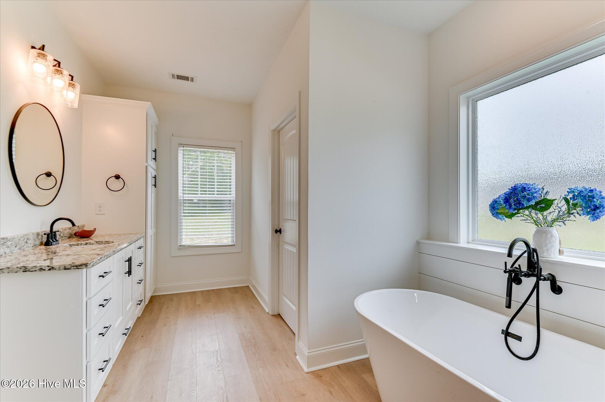558 Annison Pointe Court Property Photo 28