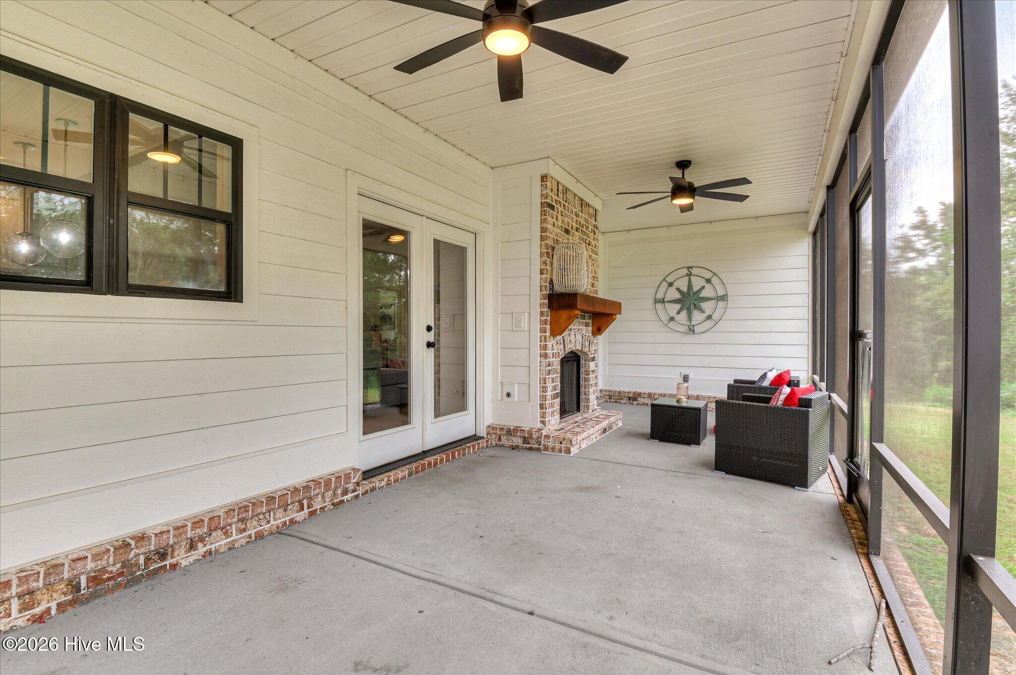 558 Annison Pointe Court Property Photo 47