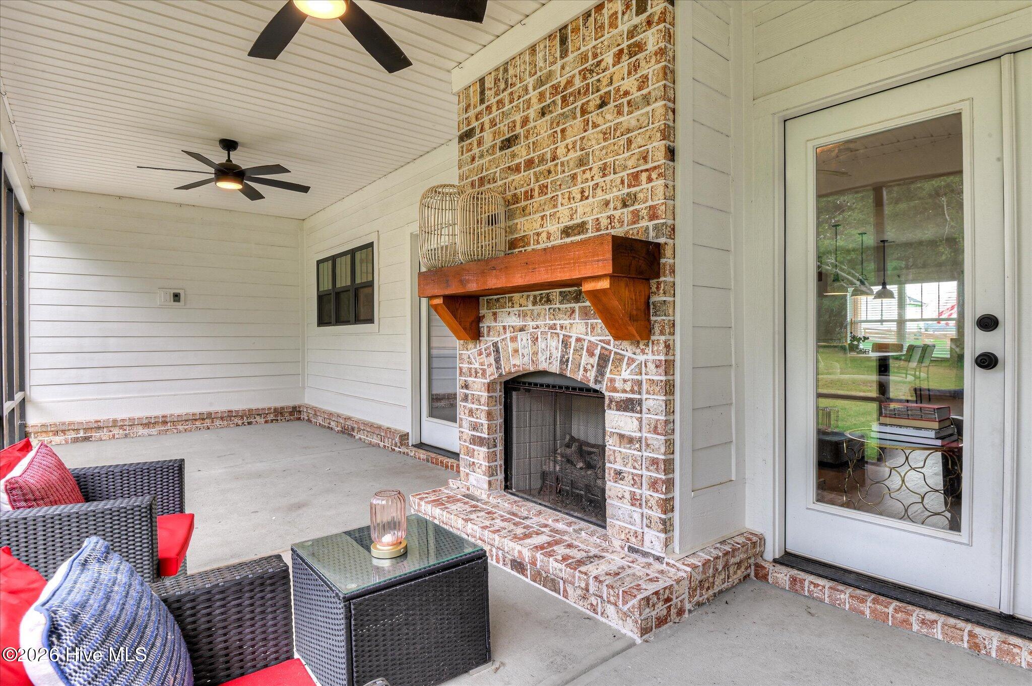 558 Annison Pointe Court Property Photo 49