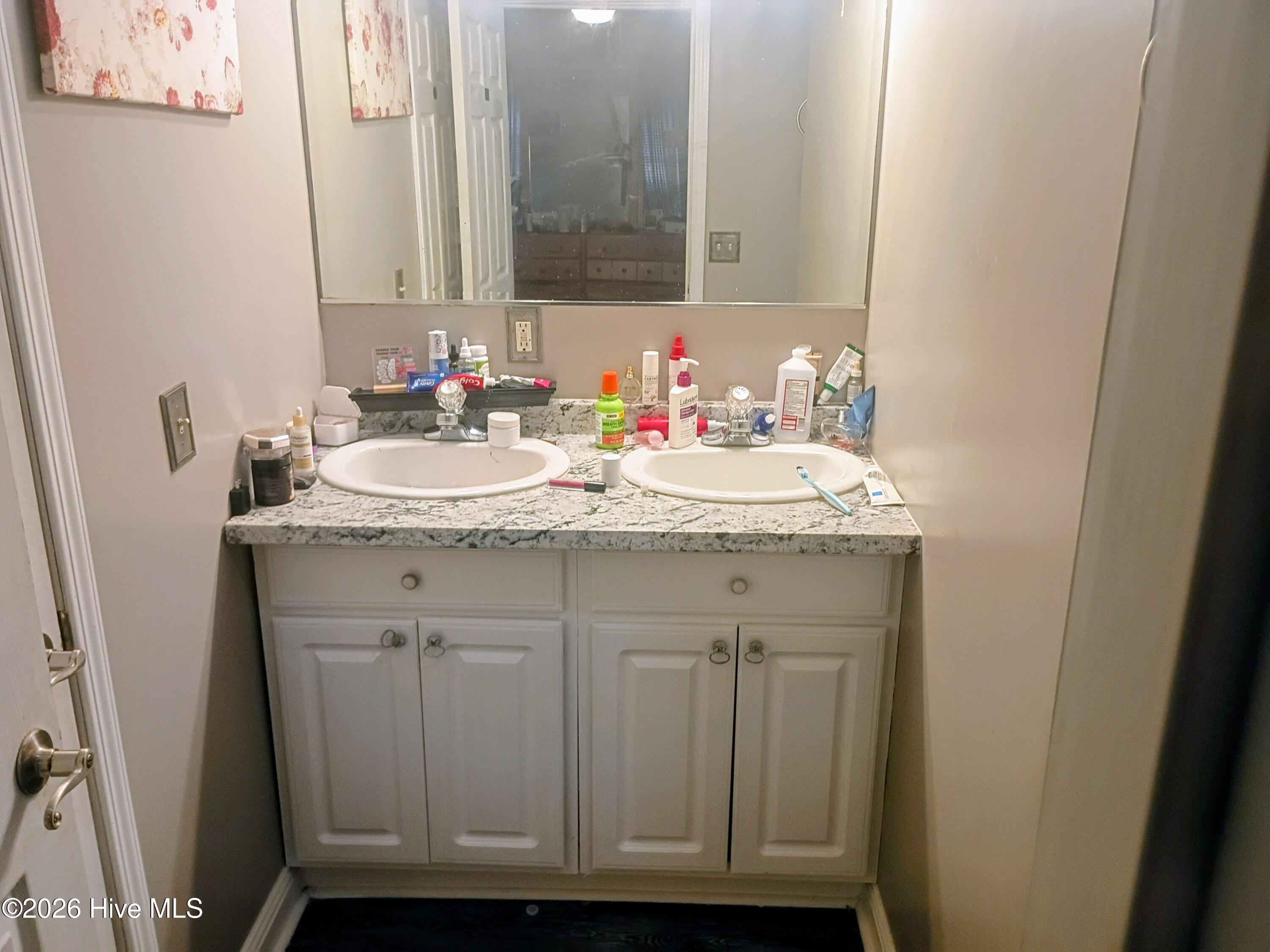 848 Pinewood Road Property Photo 5