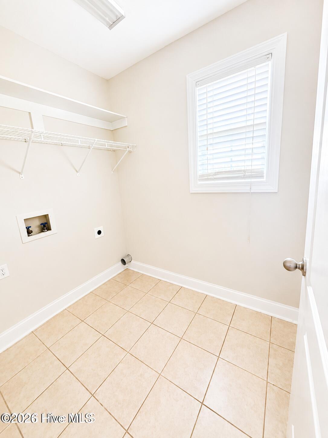 2204 Dovedale Drive B Property Photo 5