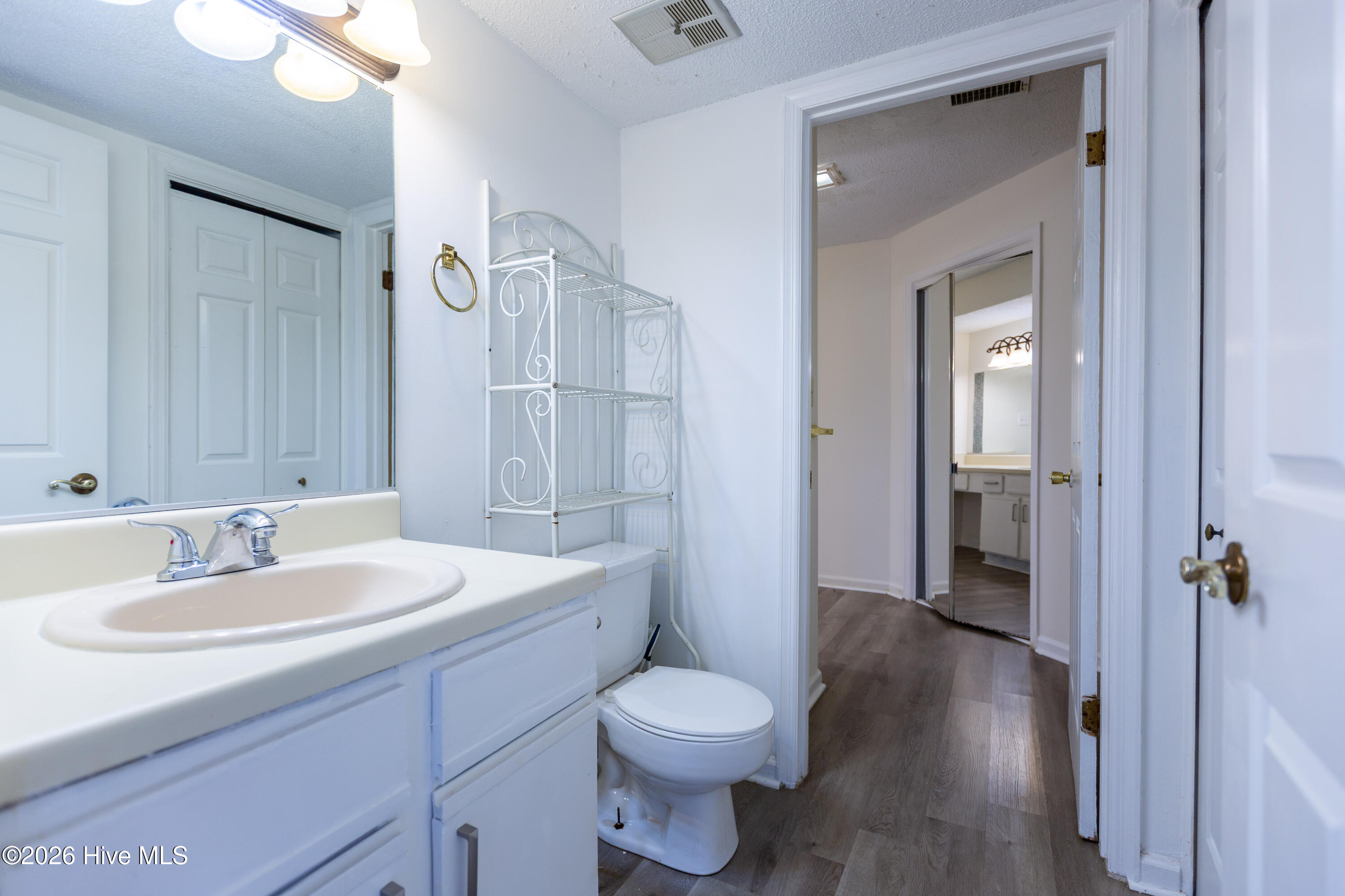 1101 Colony Place Drive Property Photo 14