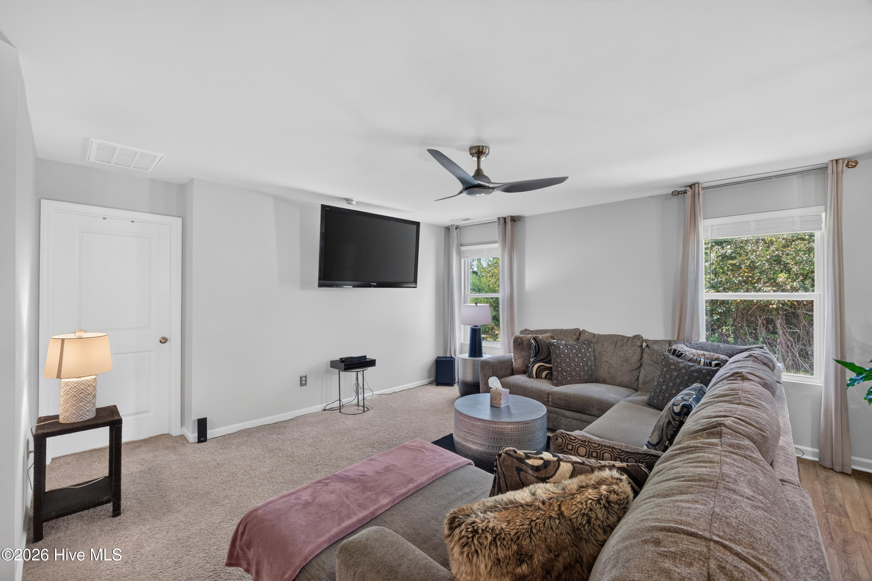 1559 W New Carraway Place Se Property Photo 11
