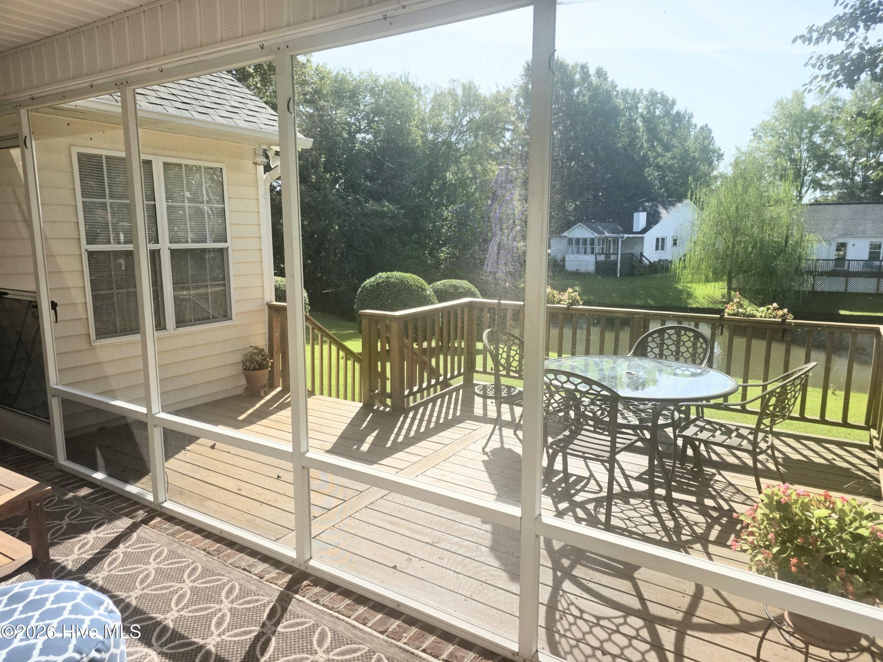 111 Canebrake Drive Property Photo 7