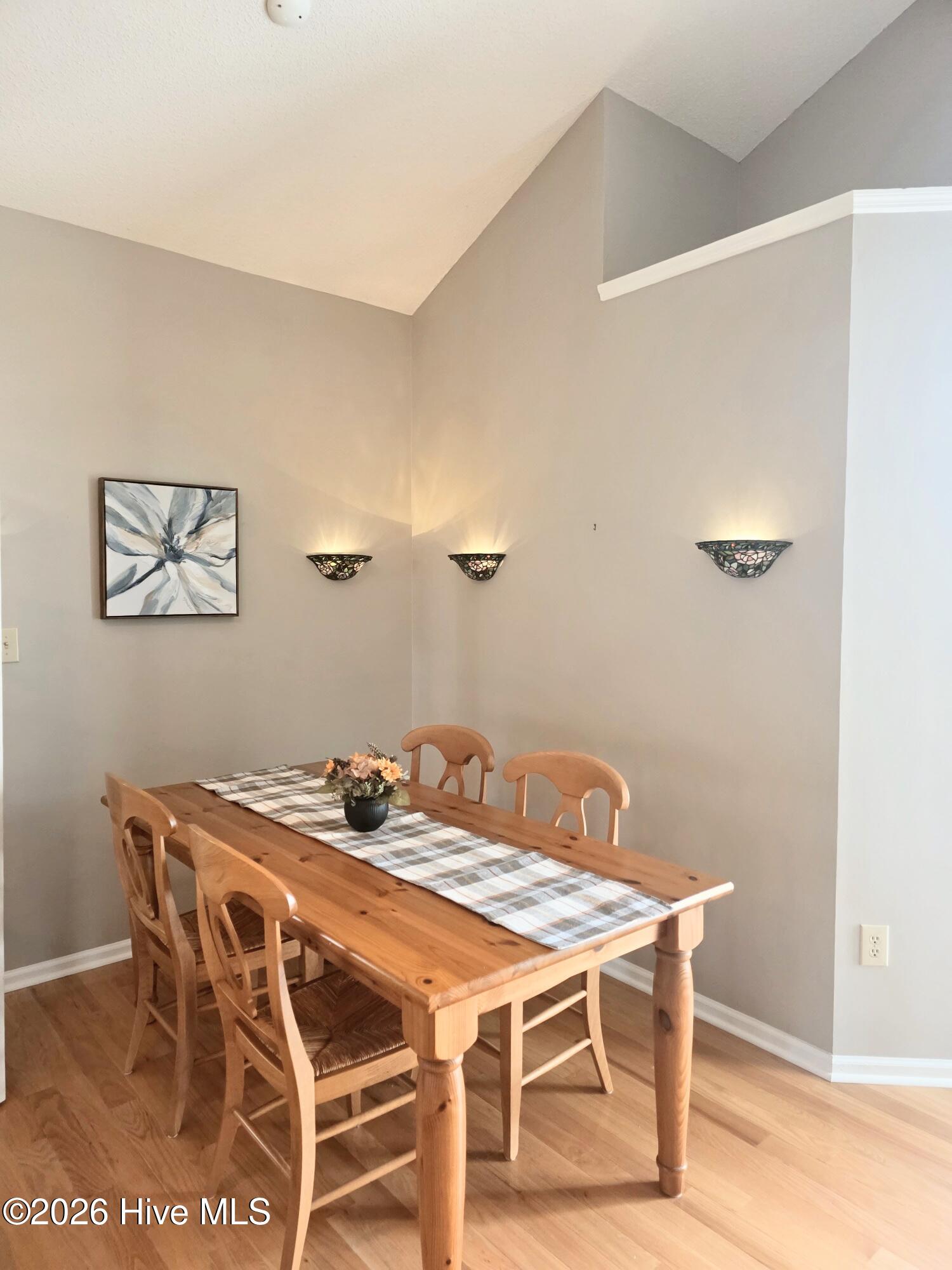 111 Canebrake Drive Property Photo 12