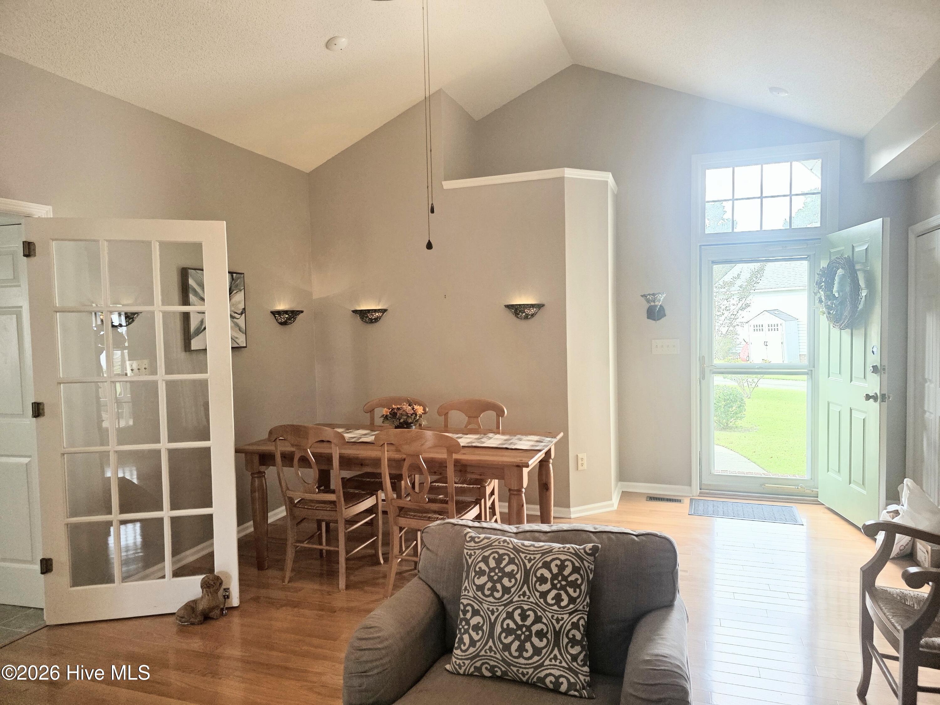 111 Canebrake Drive Property Photo 15