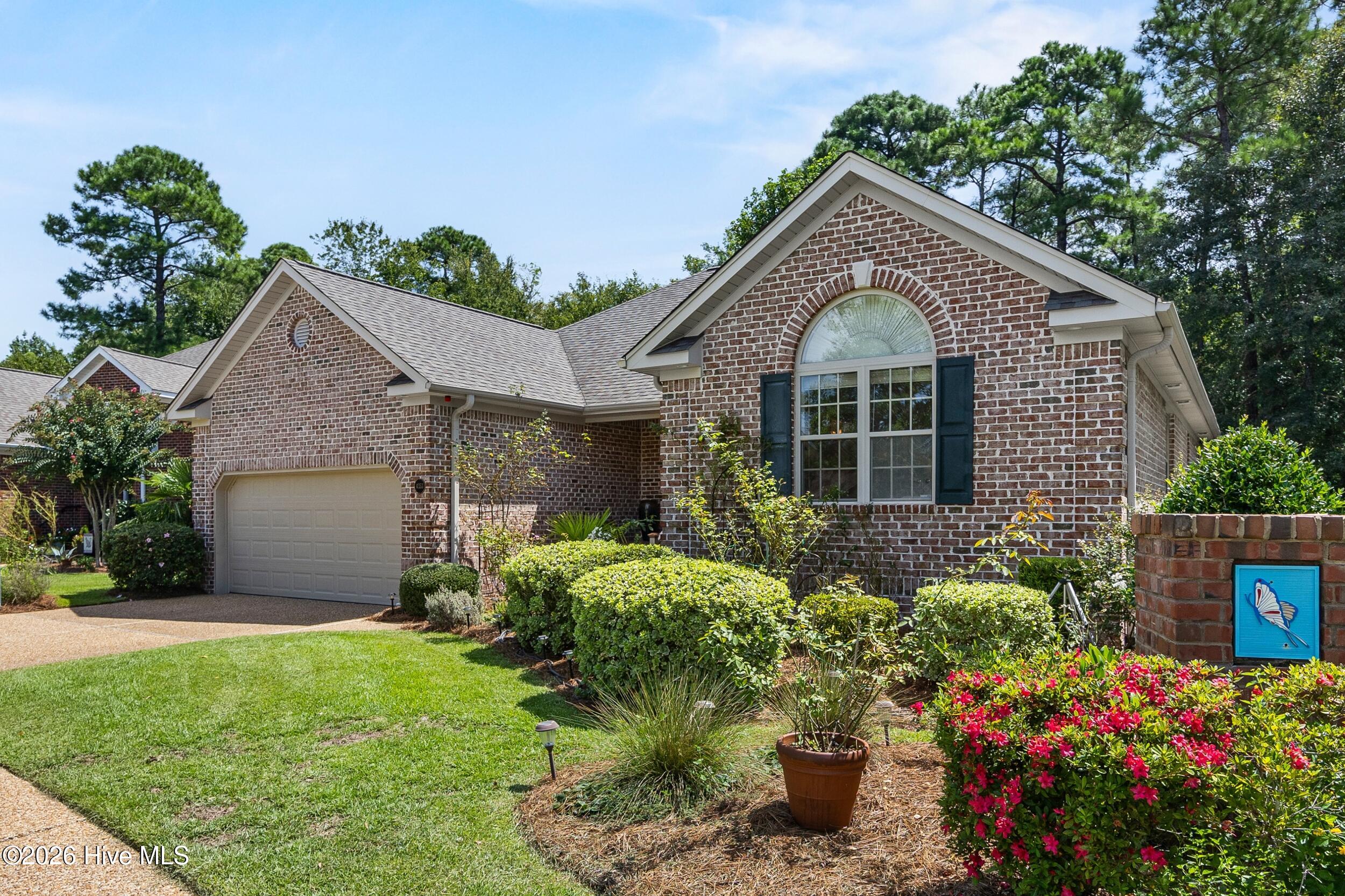 4353 Jonathan Court Property Photo 3