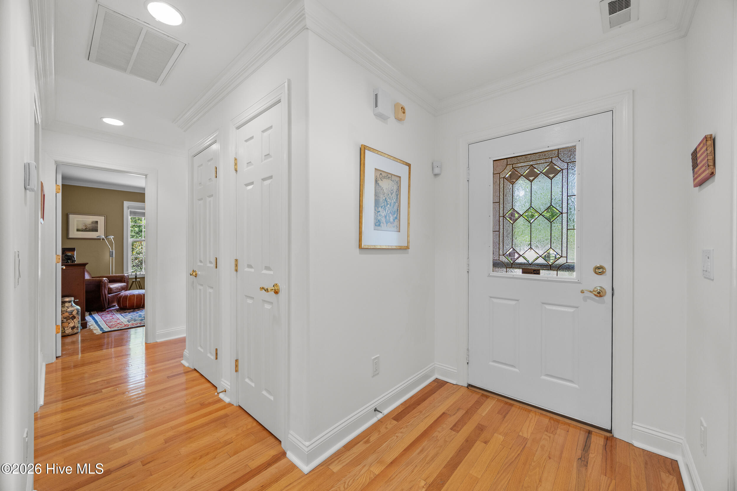 4353 Jonathan Court Property Photo 7
