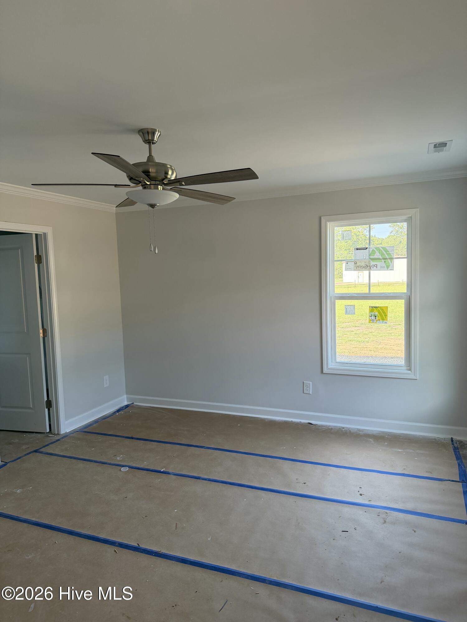 314 E Howard Street Property Photo 5