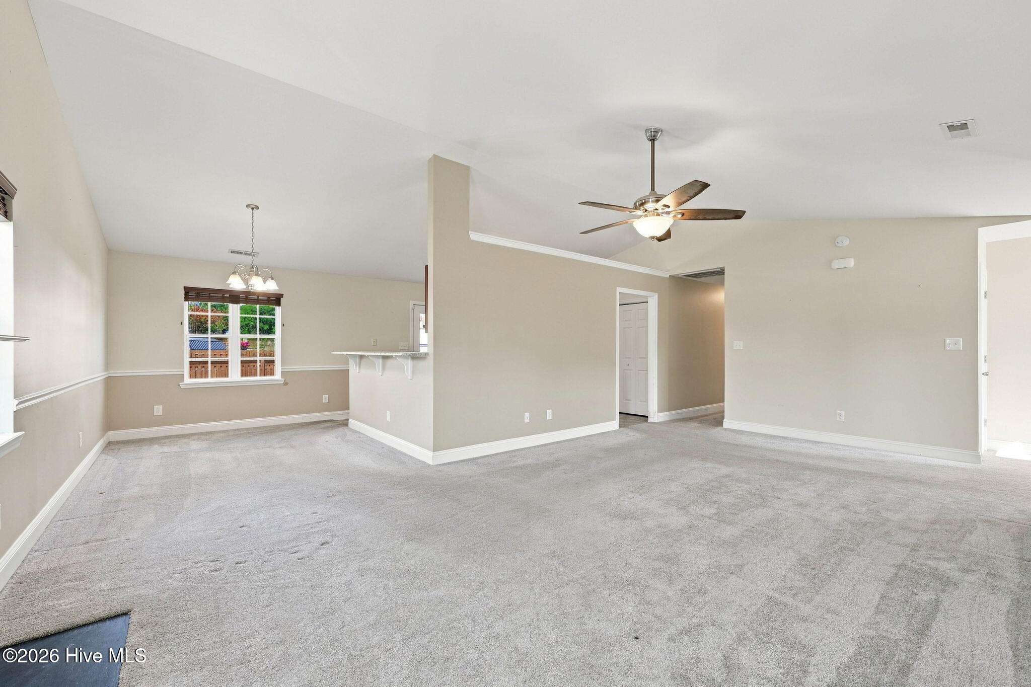 404 S Grazing Court Property Photo 6