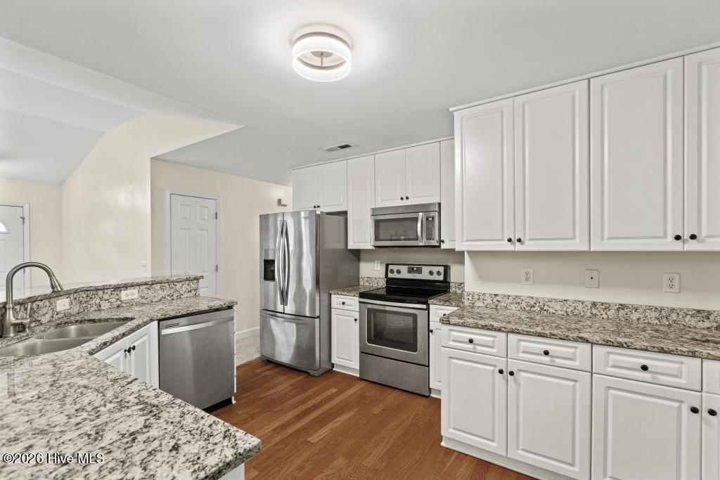 1731 Chadwick Shores Drive Property Photo 10