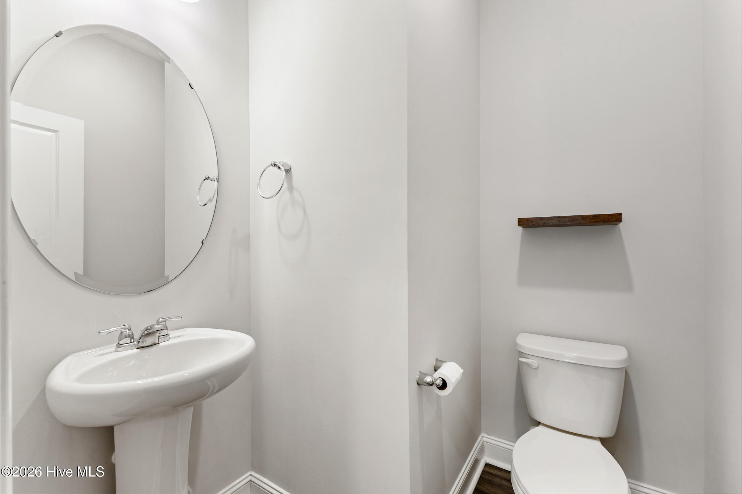 1028 Downrigger Trail Property Photo 17