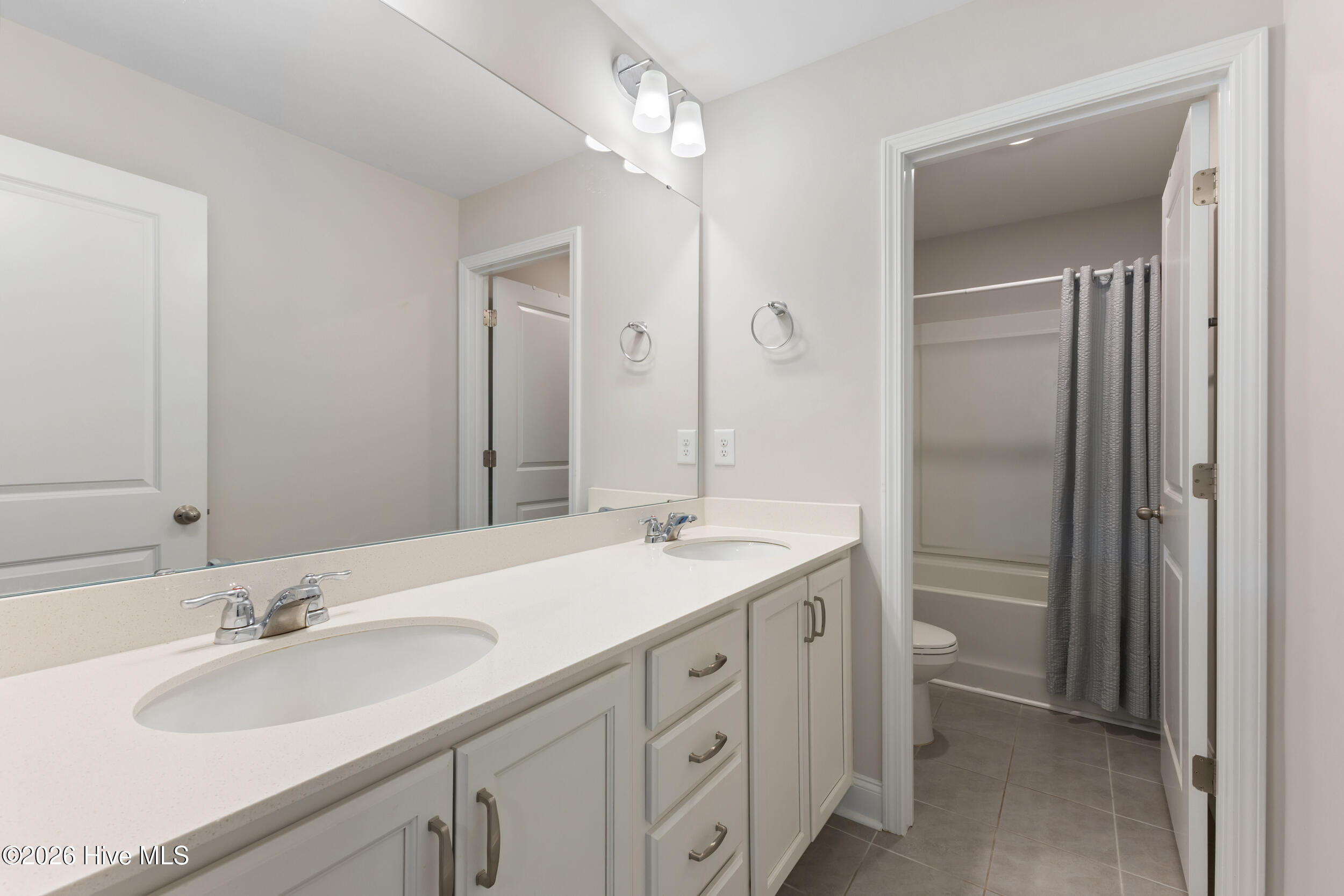1028 Downrigger Trail Property Photo 22