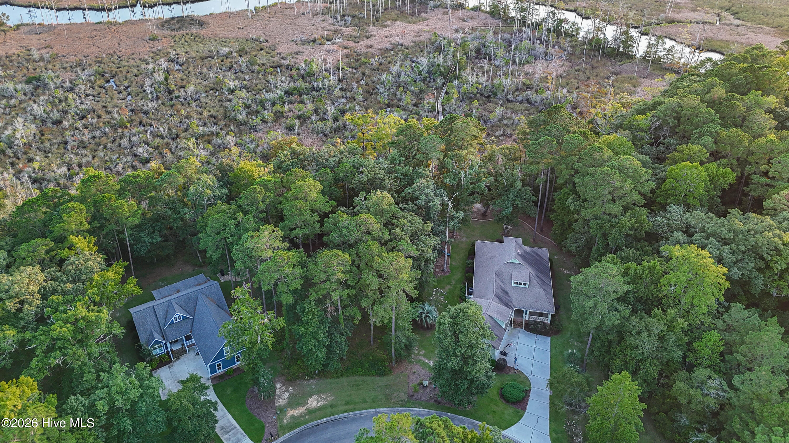 213 Lockhaven Drive Se Property Photo 5