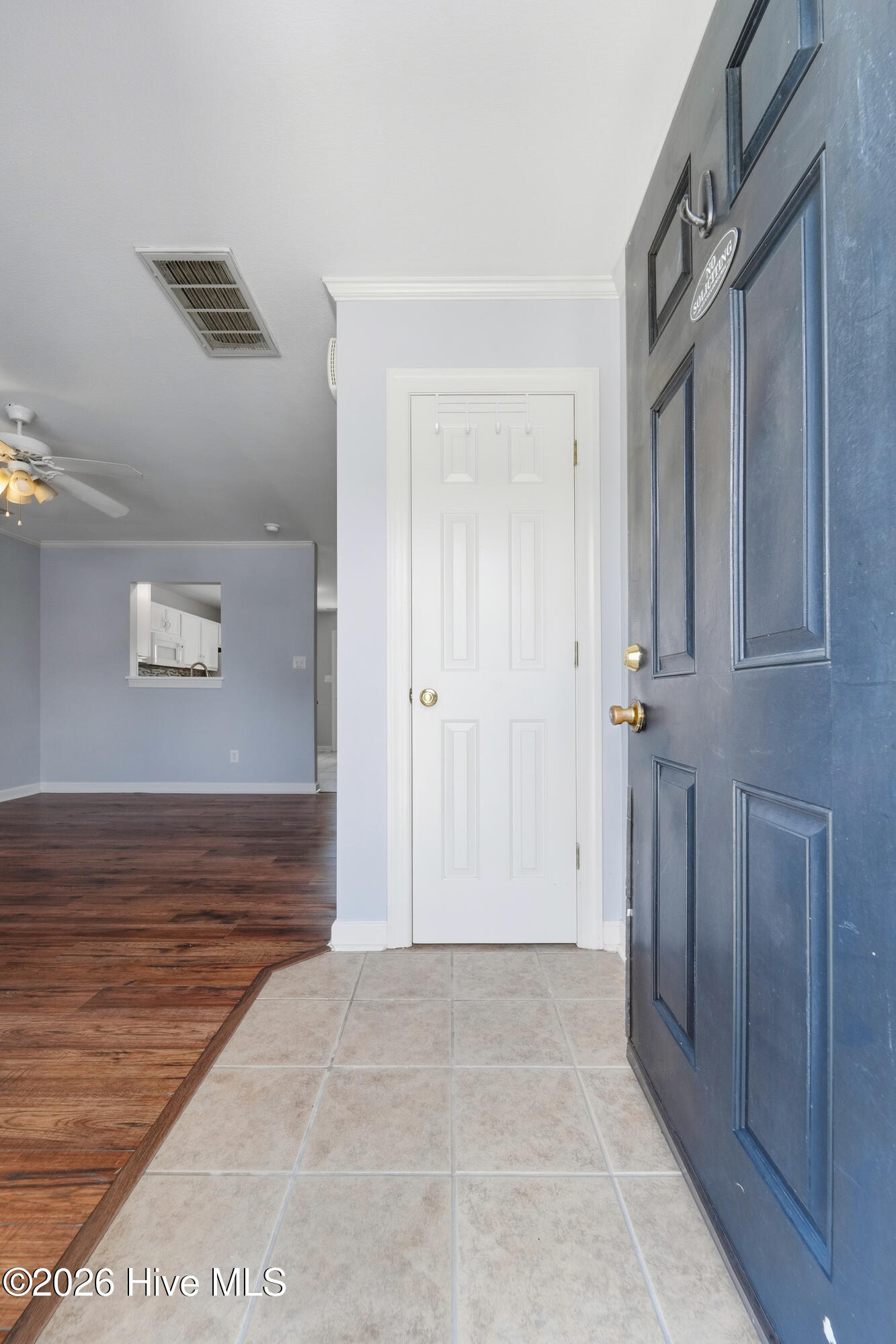 307 Bridgewood Drive Property Photo 3