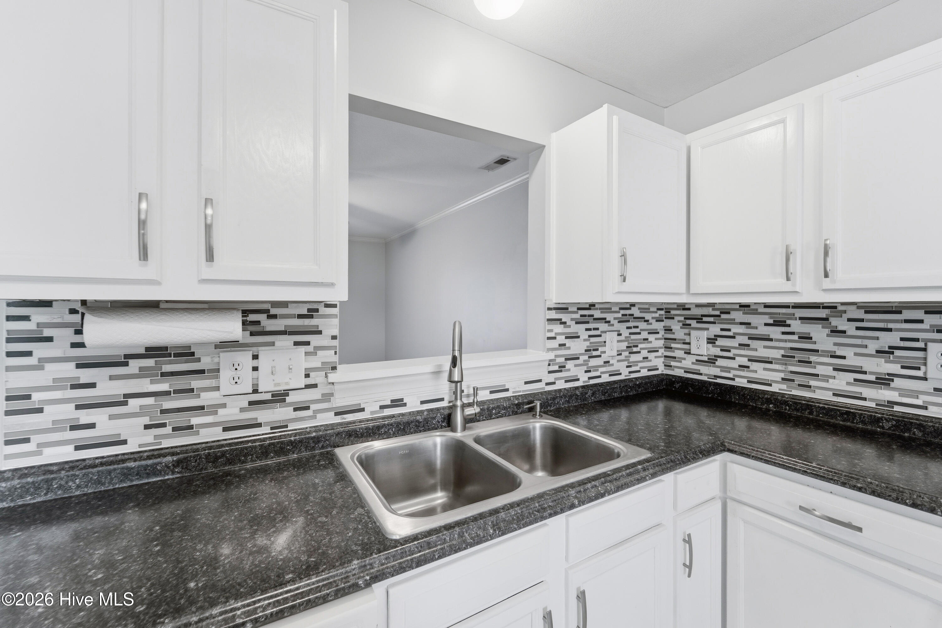 307 Bridgewood Drive Property Photo 13