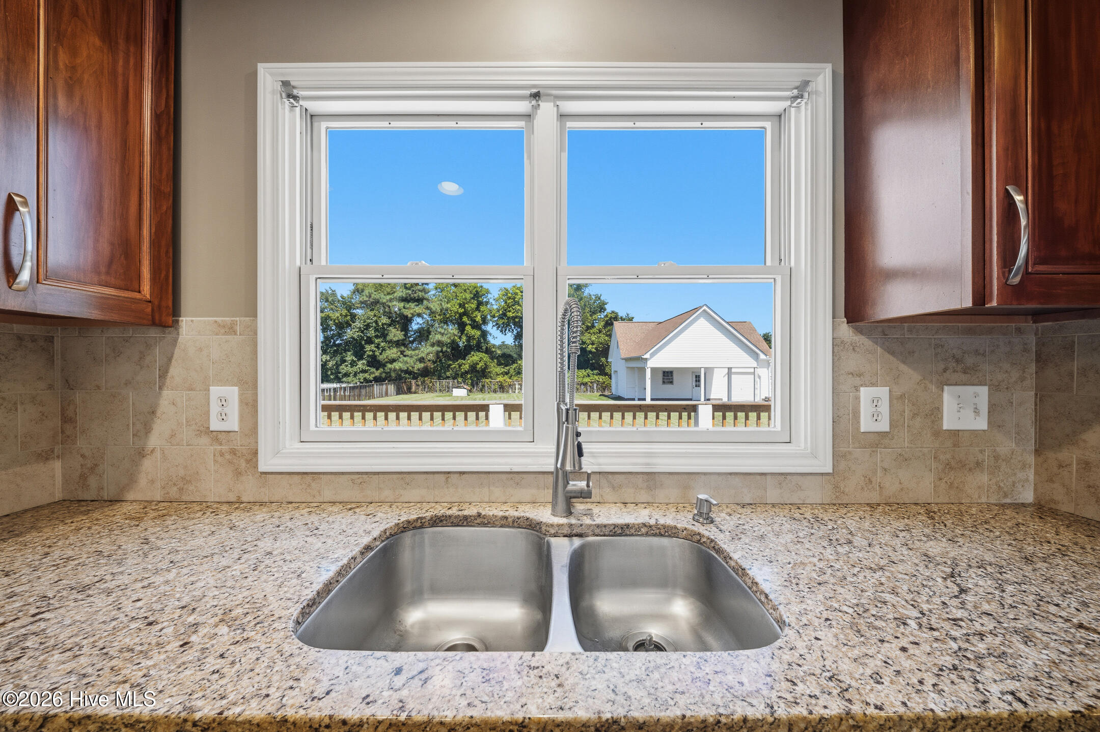 117 Middle Point Road Property Photo 24