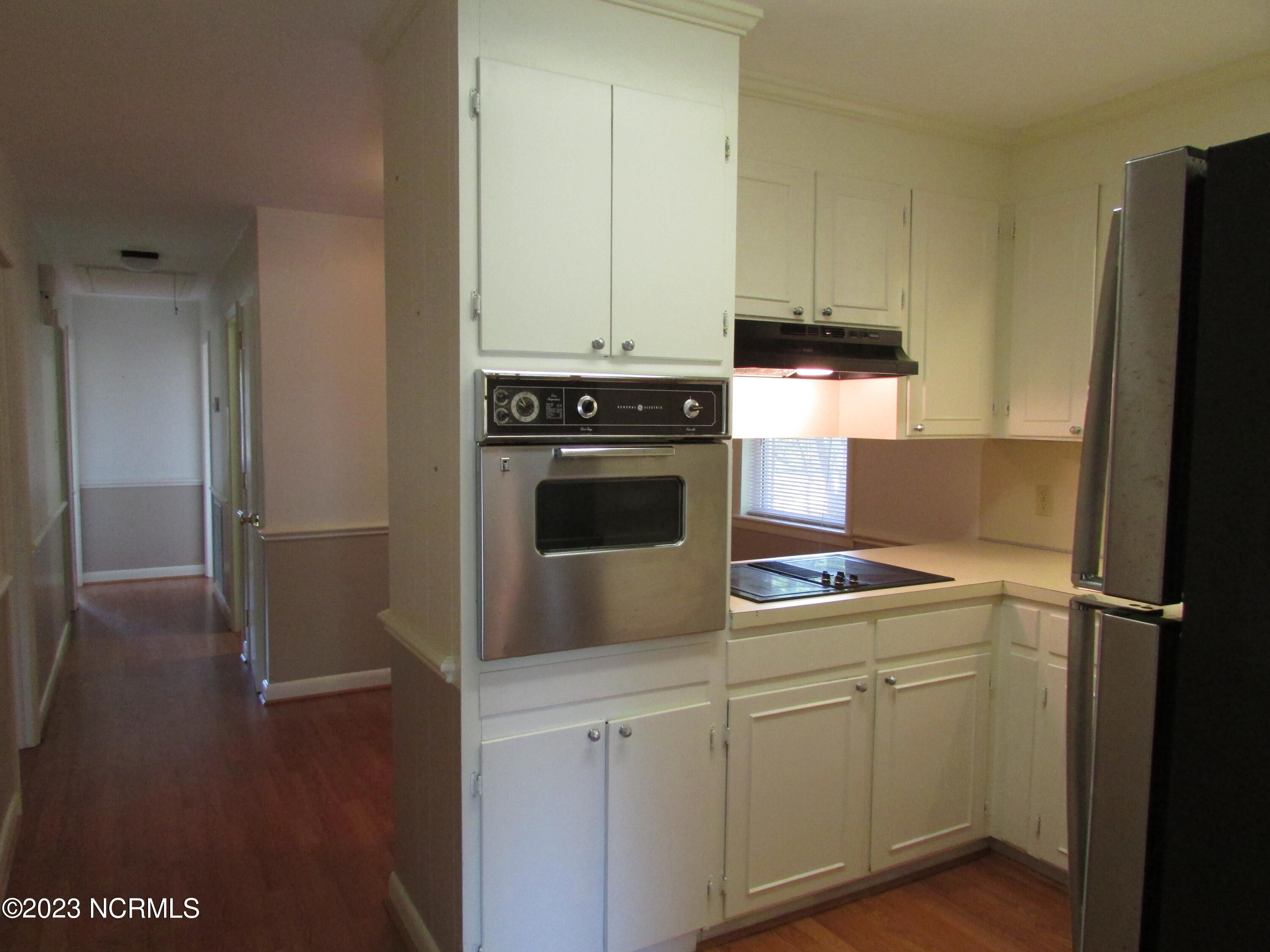202 Wrenwood Circle Property Photo 3