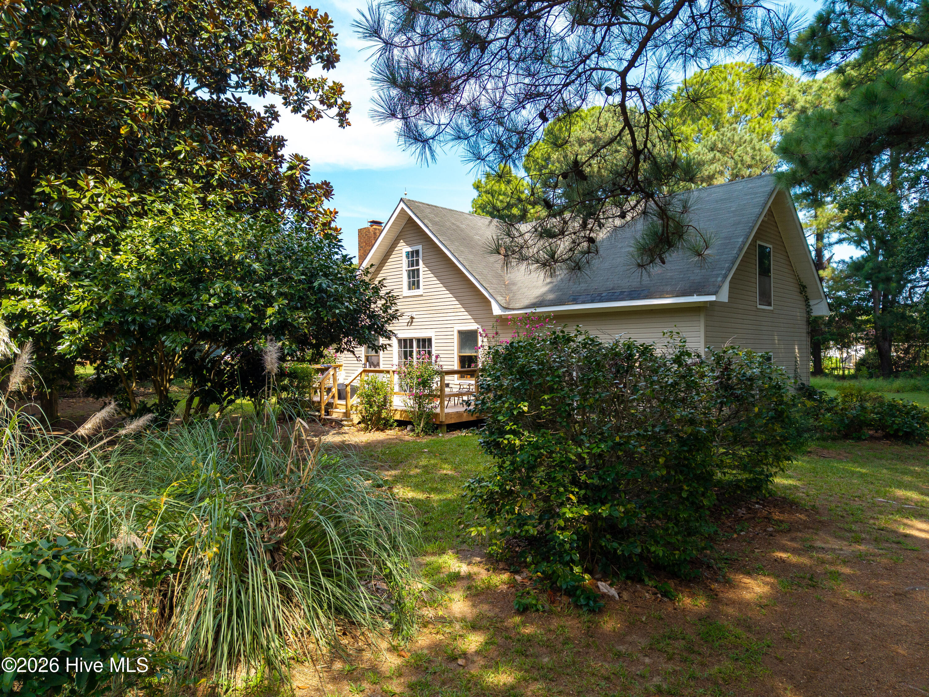 205 S End Road Property Photo 21