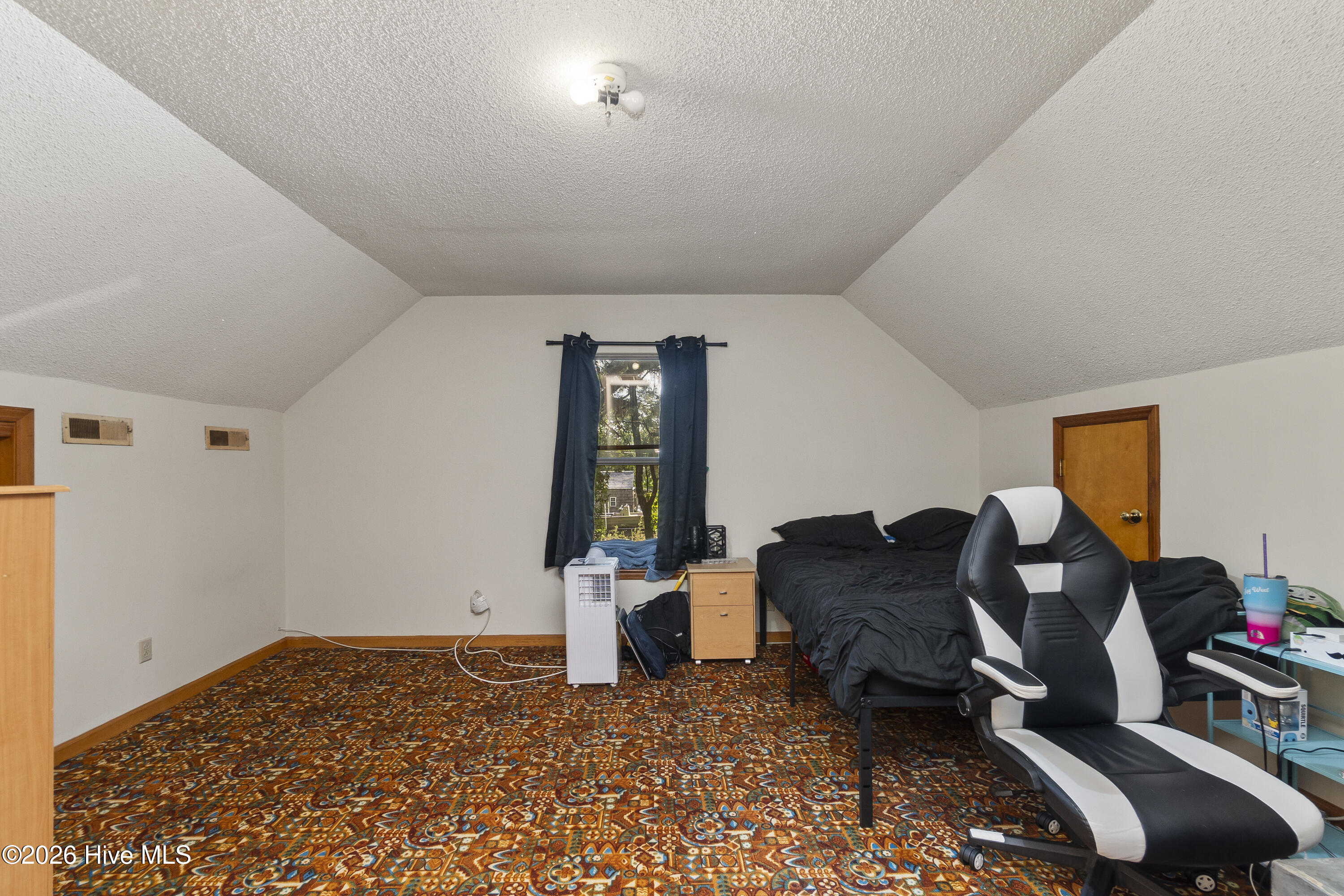 205 S End Road Property Photo 47