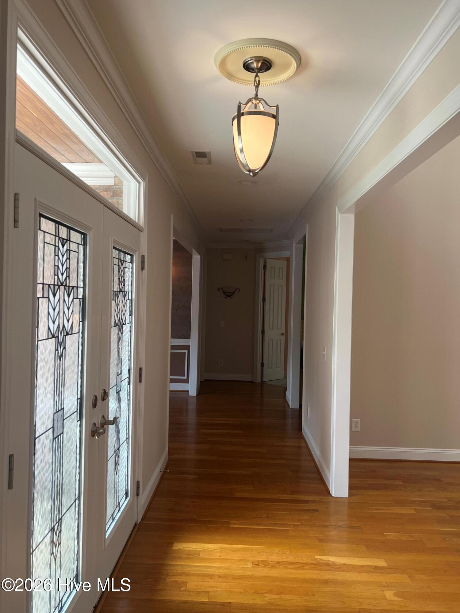 2104 Bay Colony Lane Property Photo 11