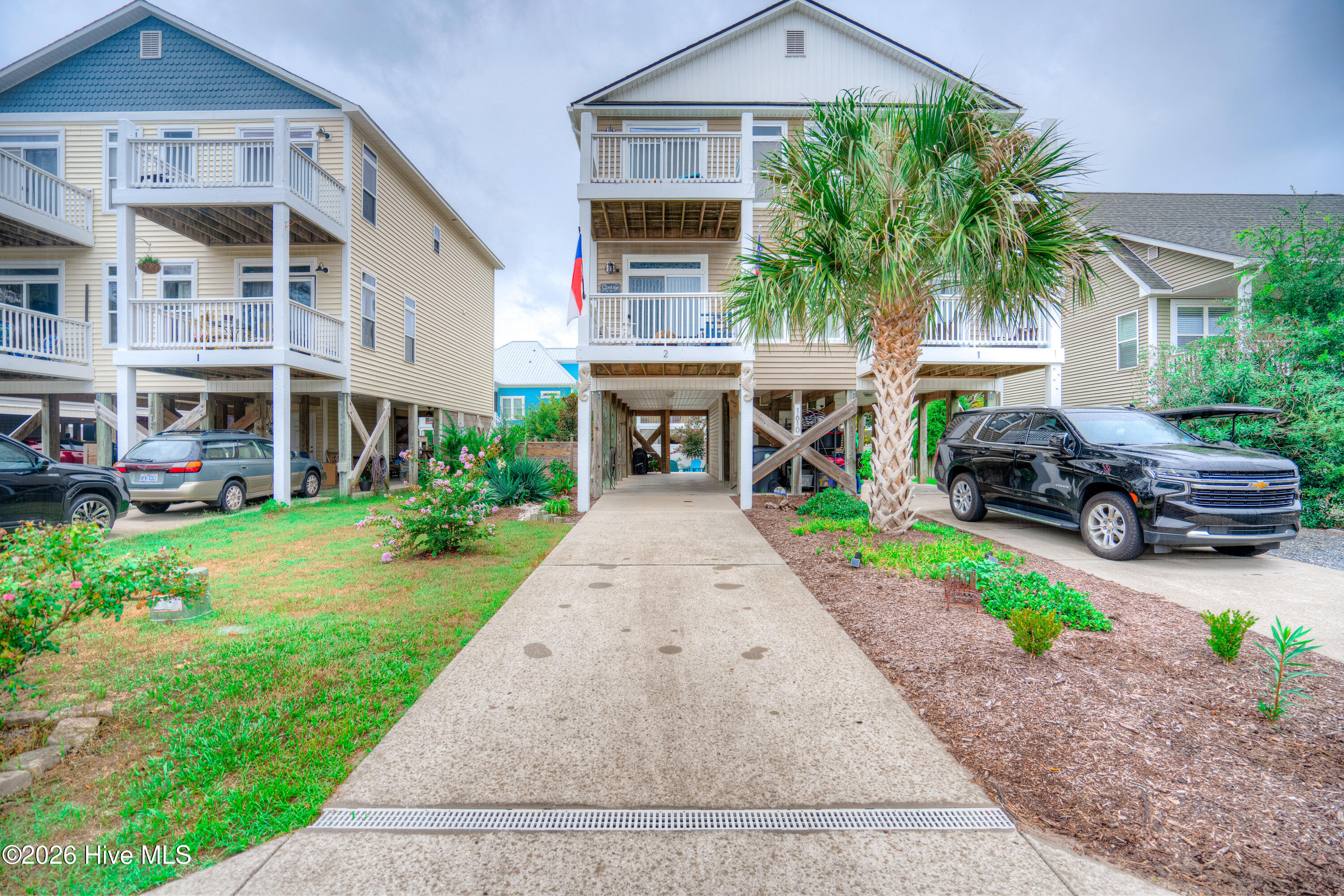 1610 Searay Lane Unit 2 Property Photo 1