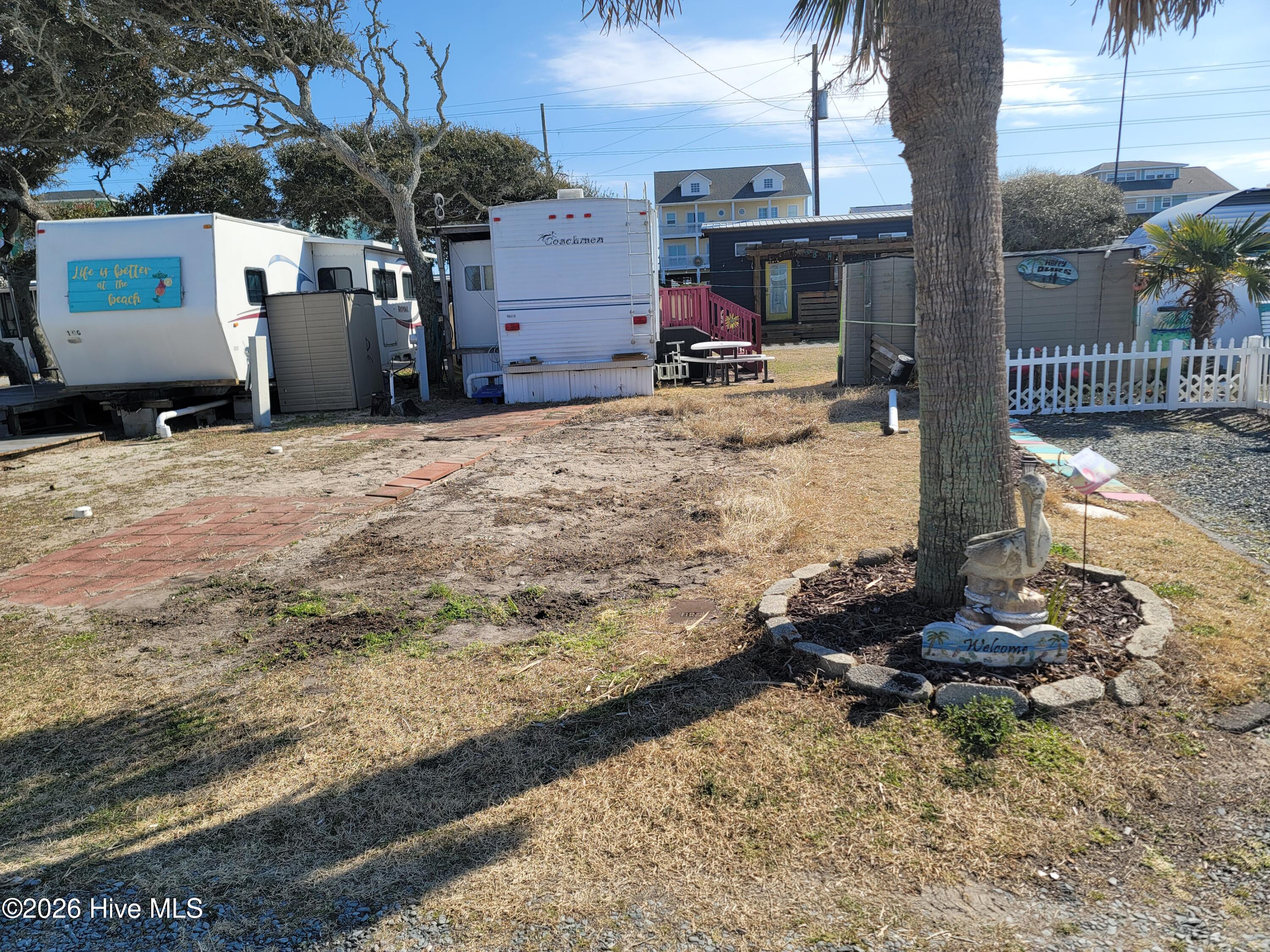 60 60 Pelican Street Property Photo 4