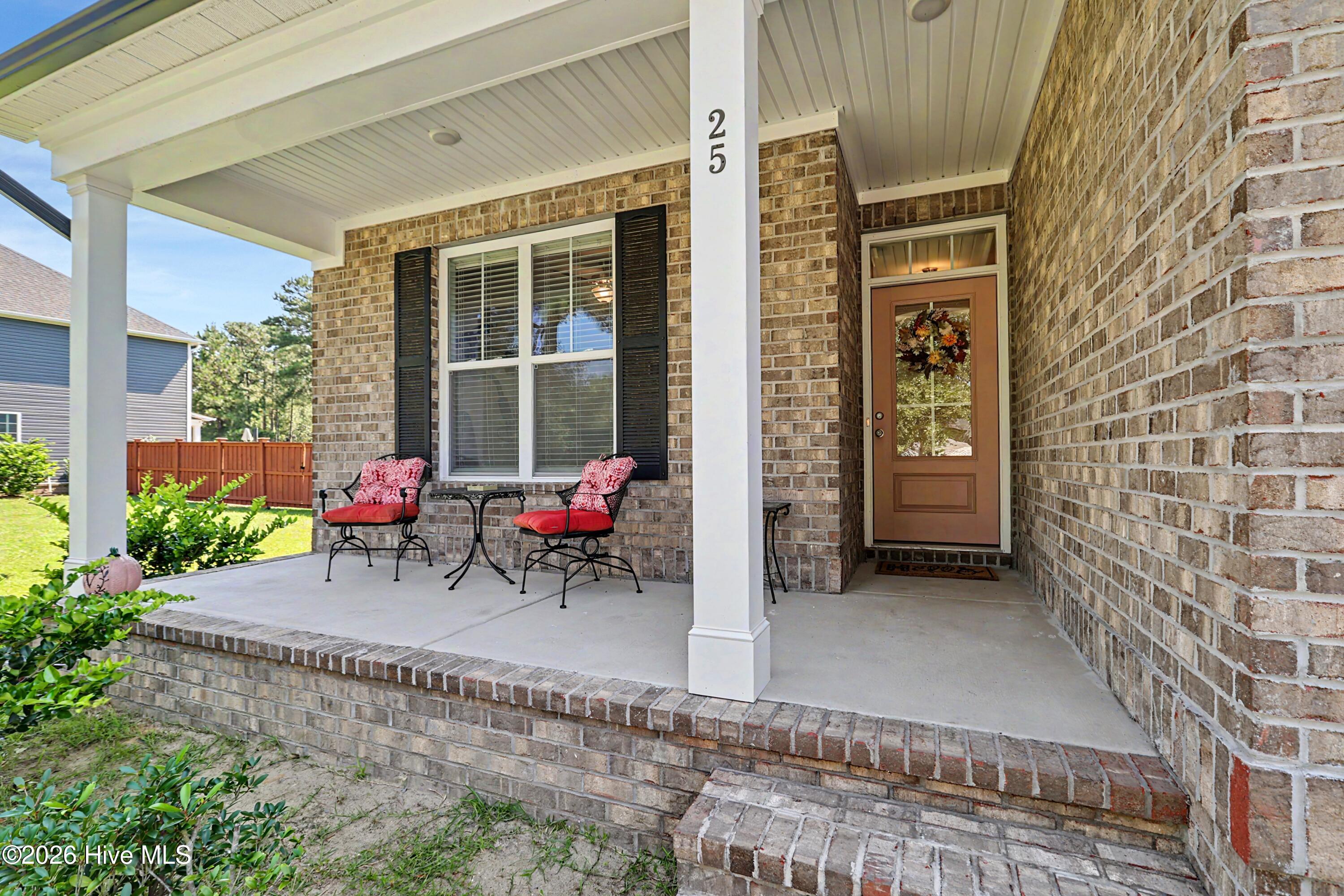 25 S Beatrice Drive Property Photo 3