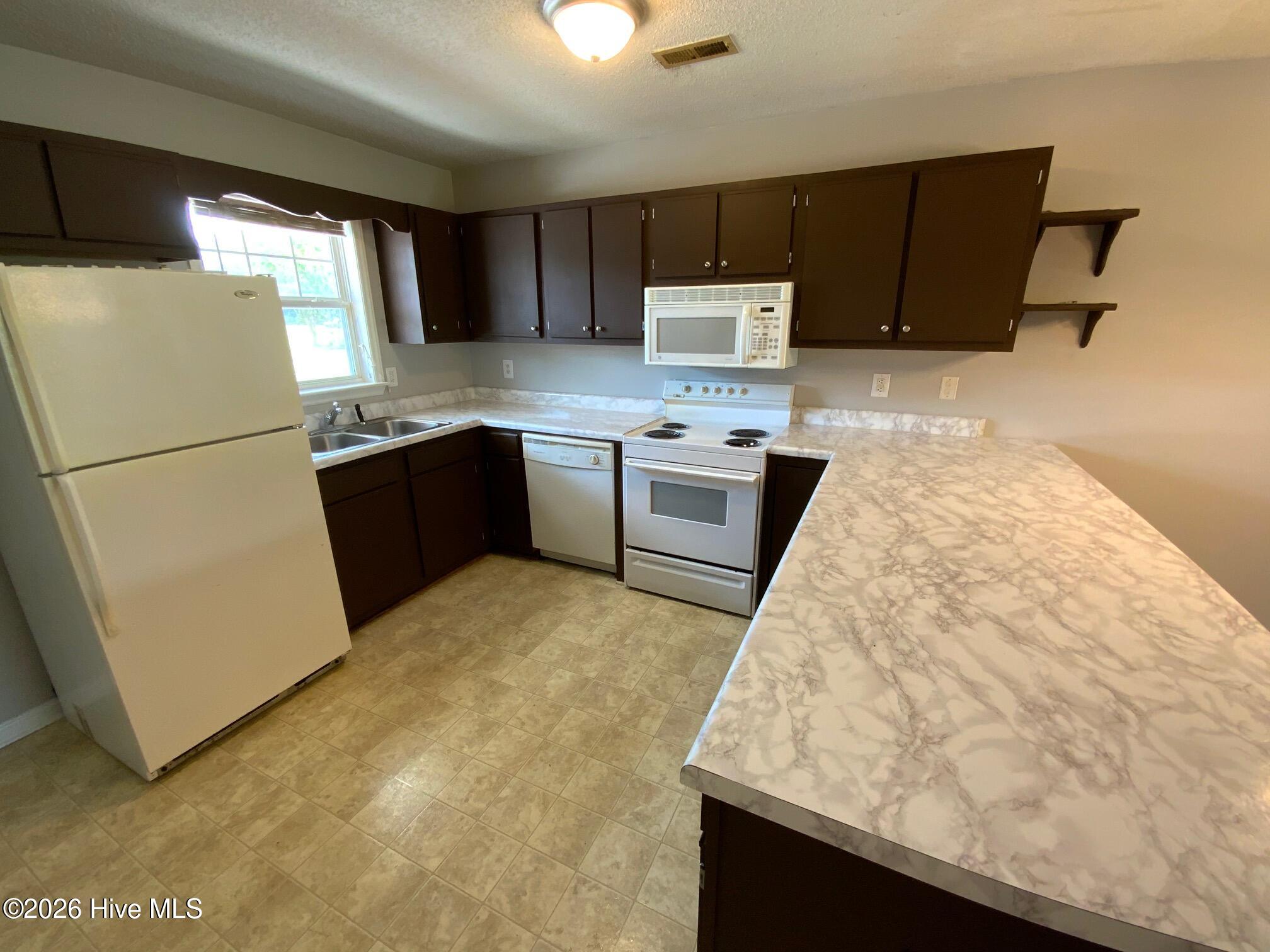 601 Pelletier Loop Road 65/f36 Property Photo 6