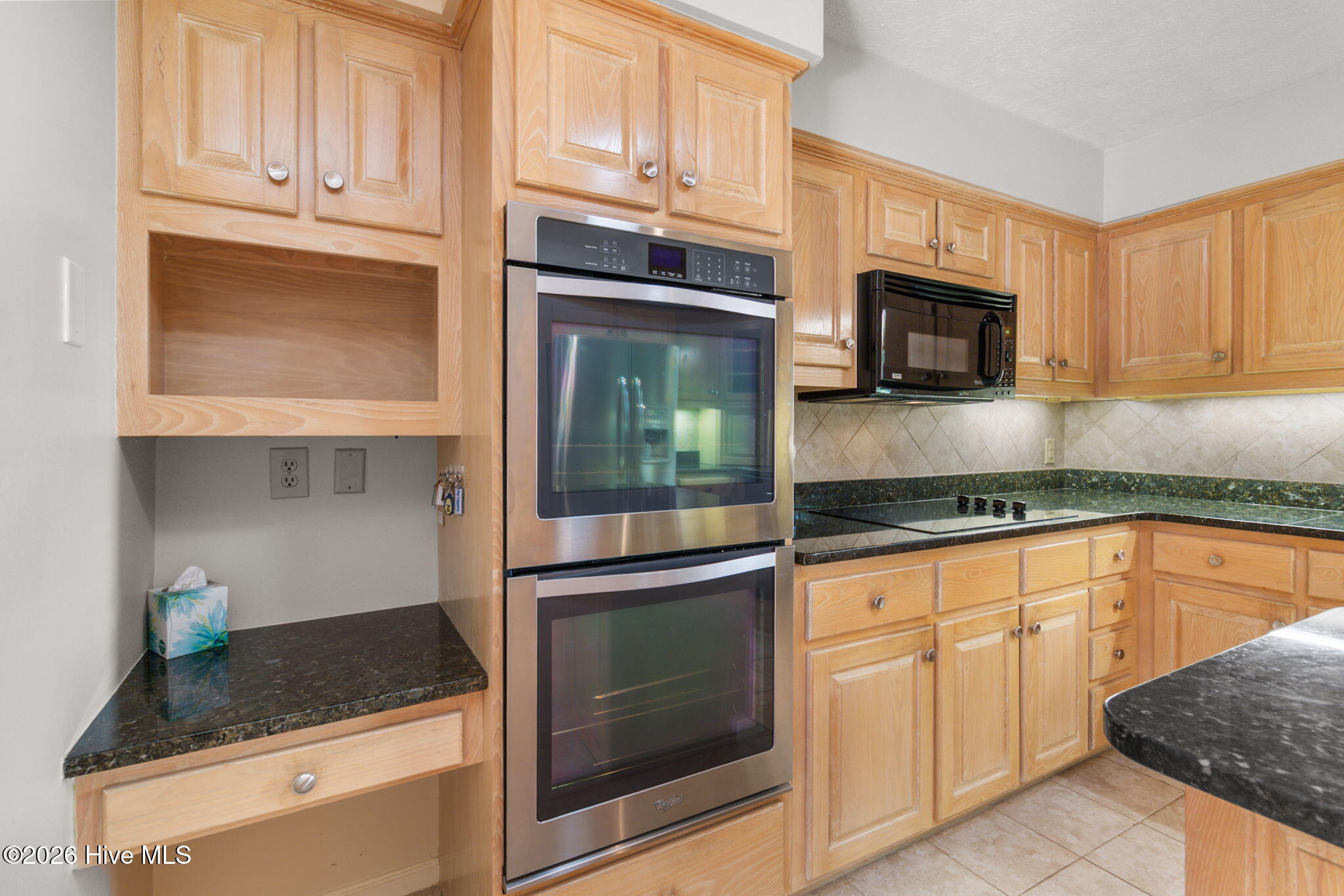 20 Gull Lane Property Photo 13
