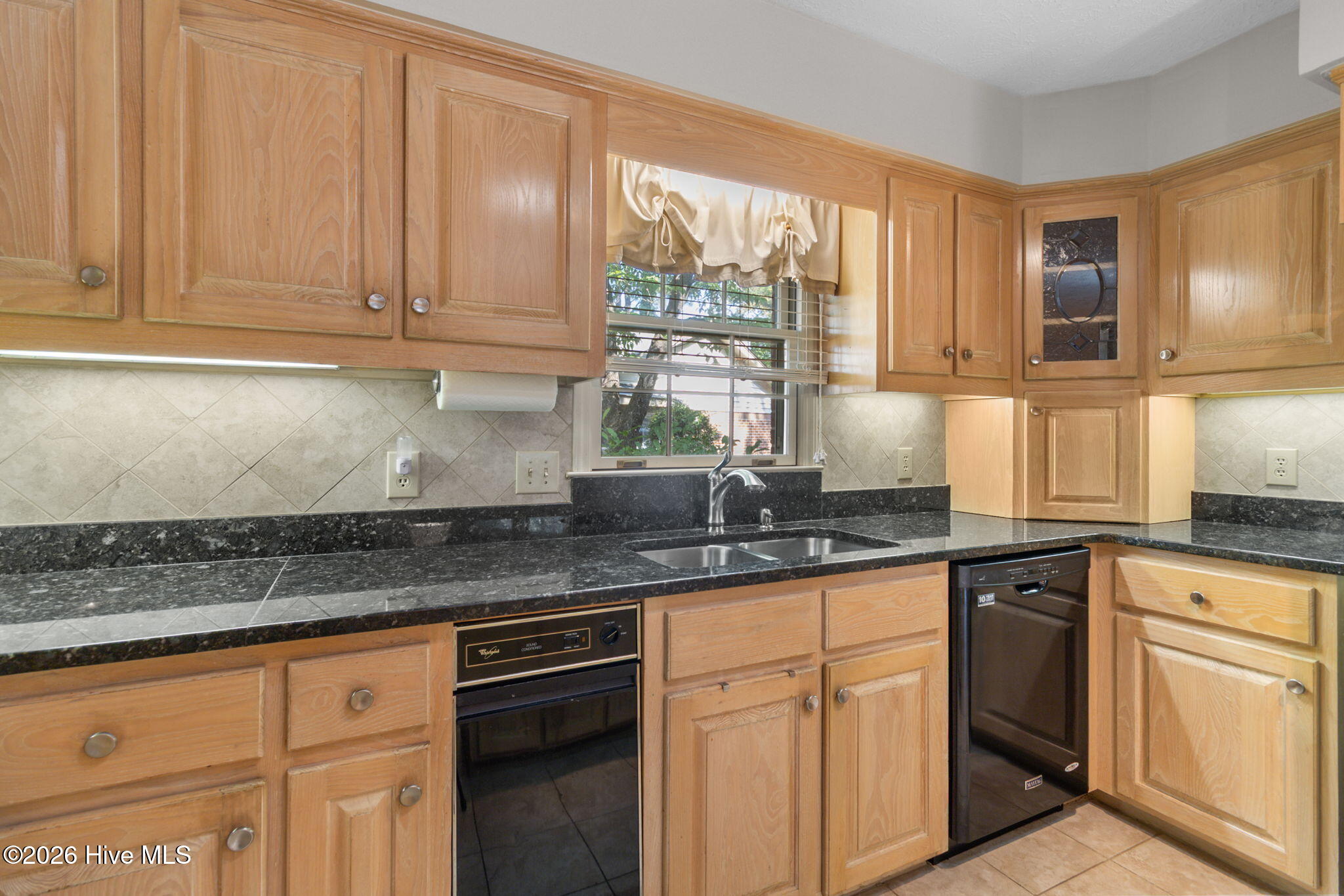 20 Gull Lane Property Photo 14