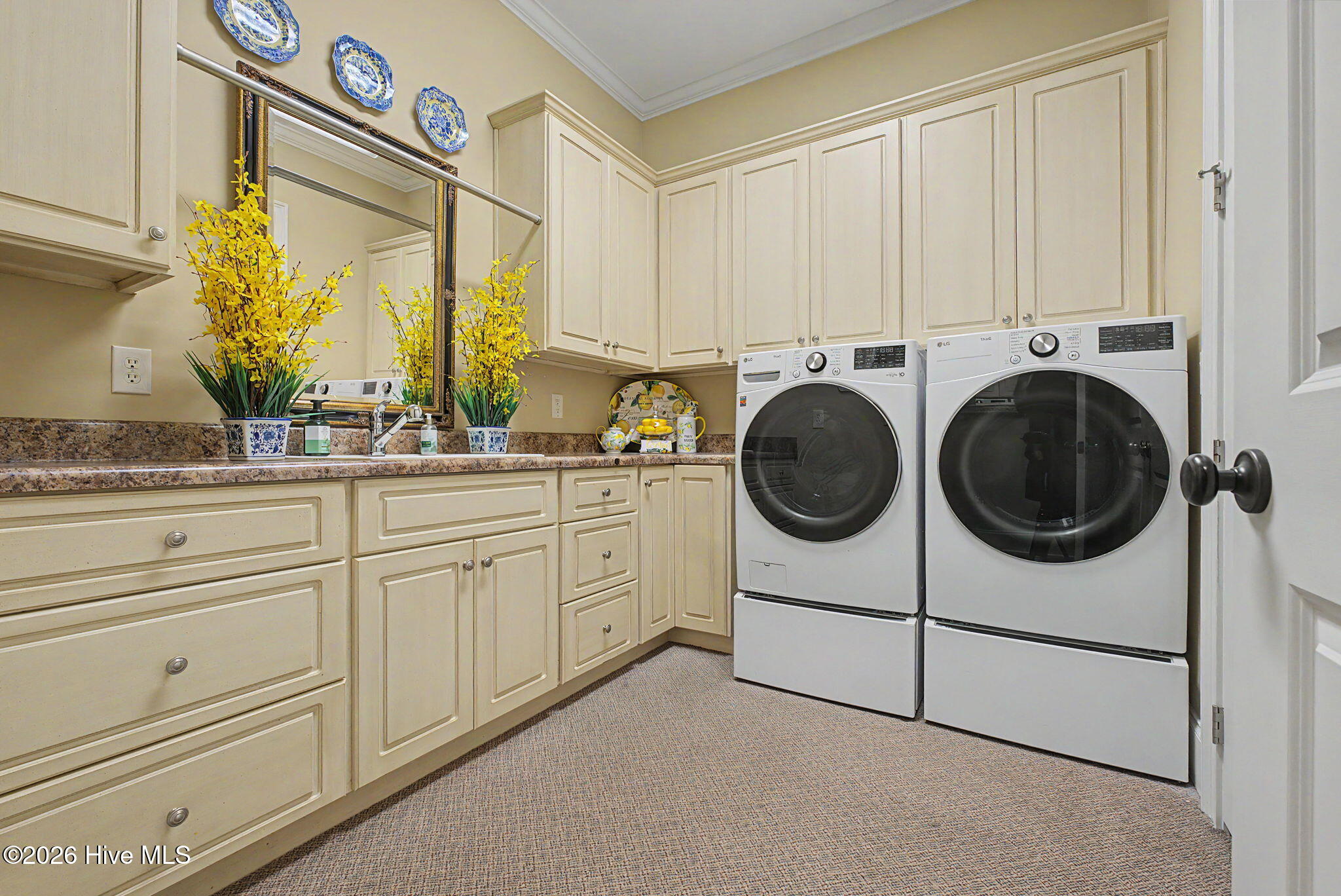 209 Grassy Creek Lane Property Photo 34