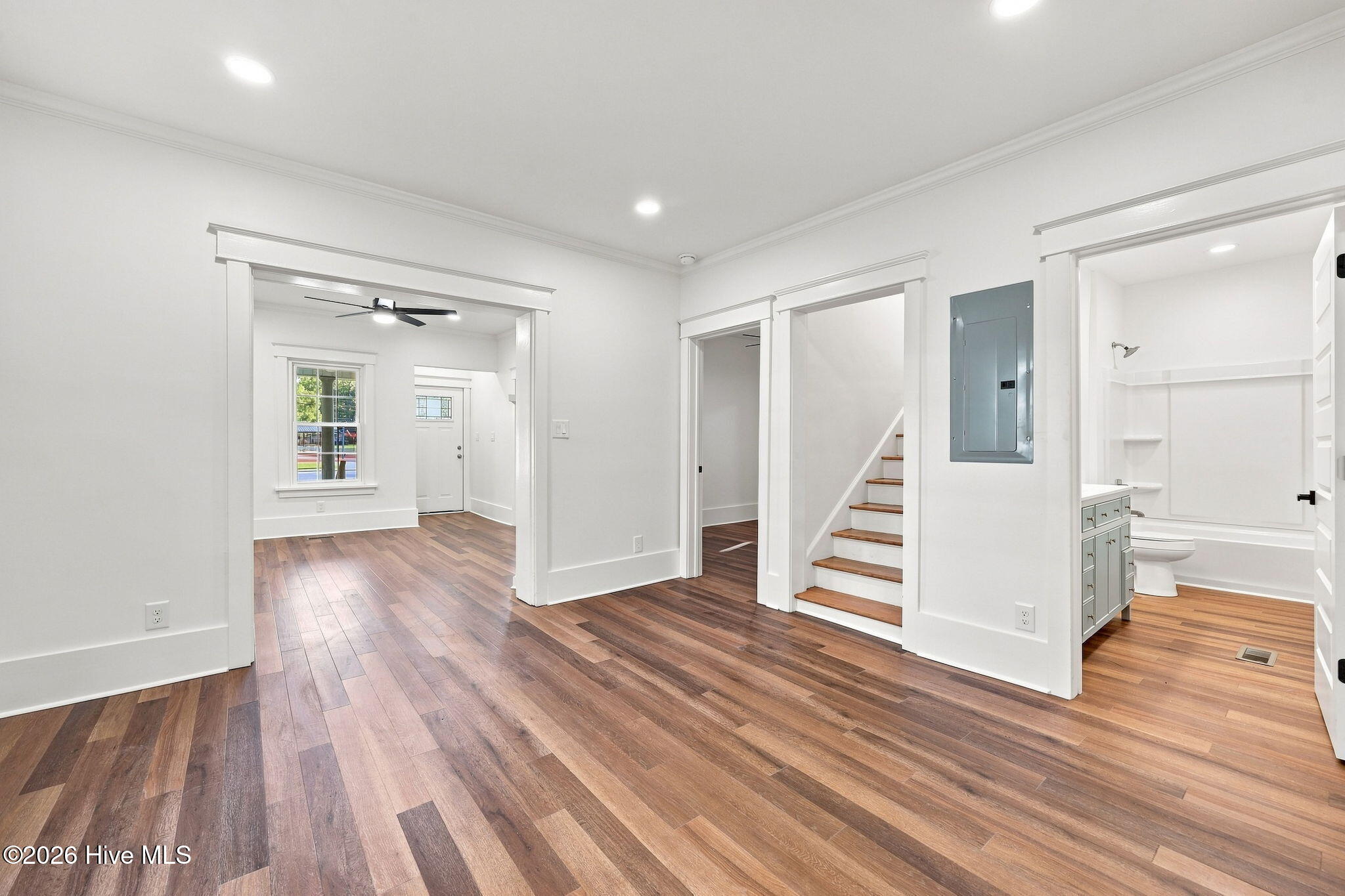 296 Fourth Street Property Photo 13