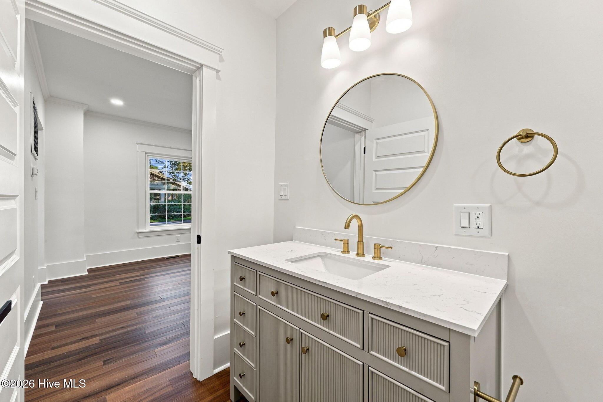 296 Fourth Street Property Photo 21