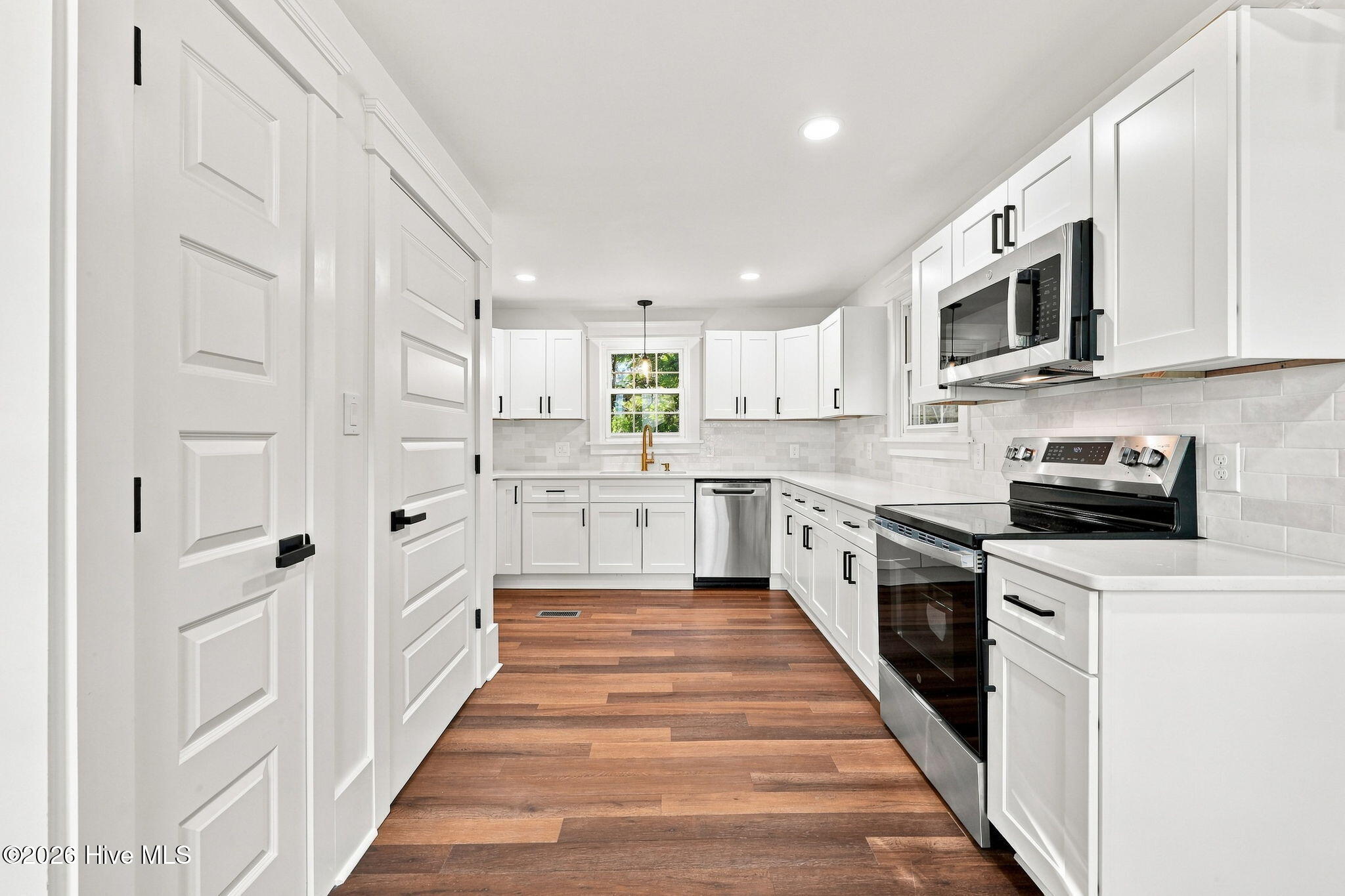 296 Fourth Street Property Photo 22