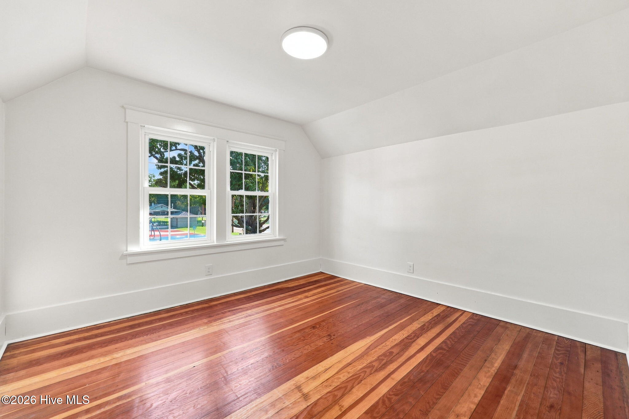 296 Fourth Street Property Photo 34