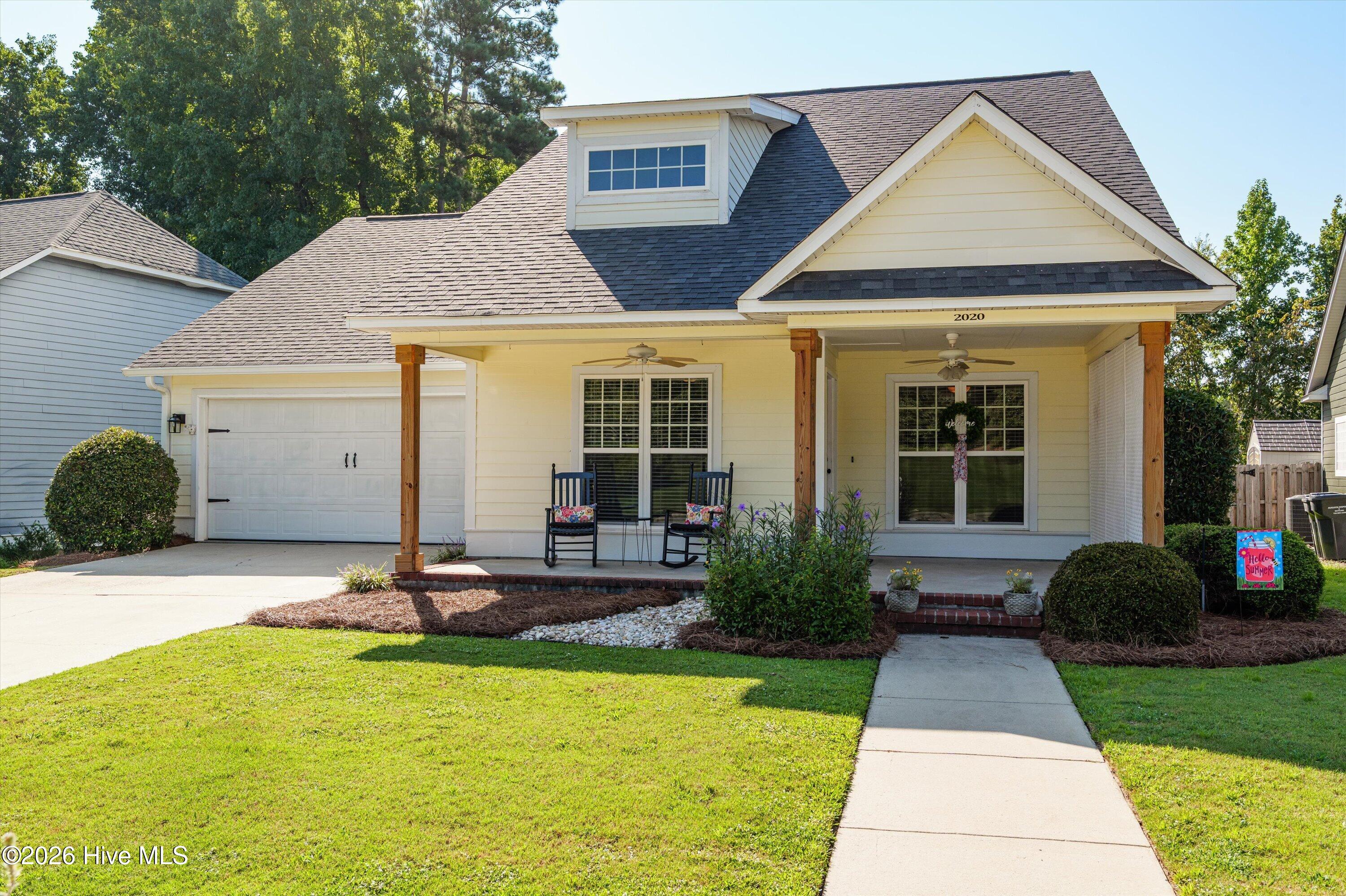 2020 Magnolia Parkway Property Photo 1