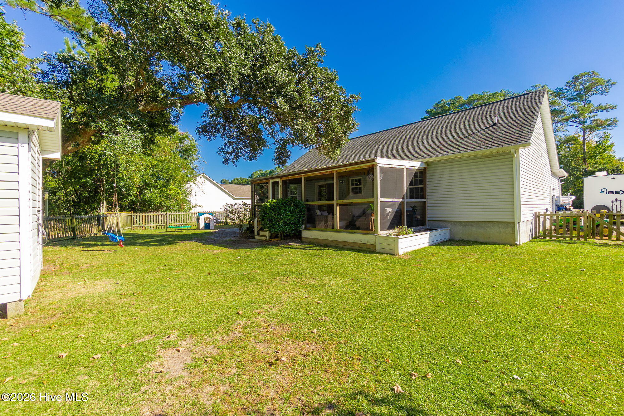 126 Joan's Haven Drive Property Photo 26