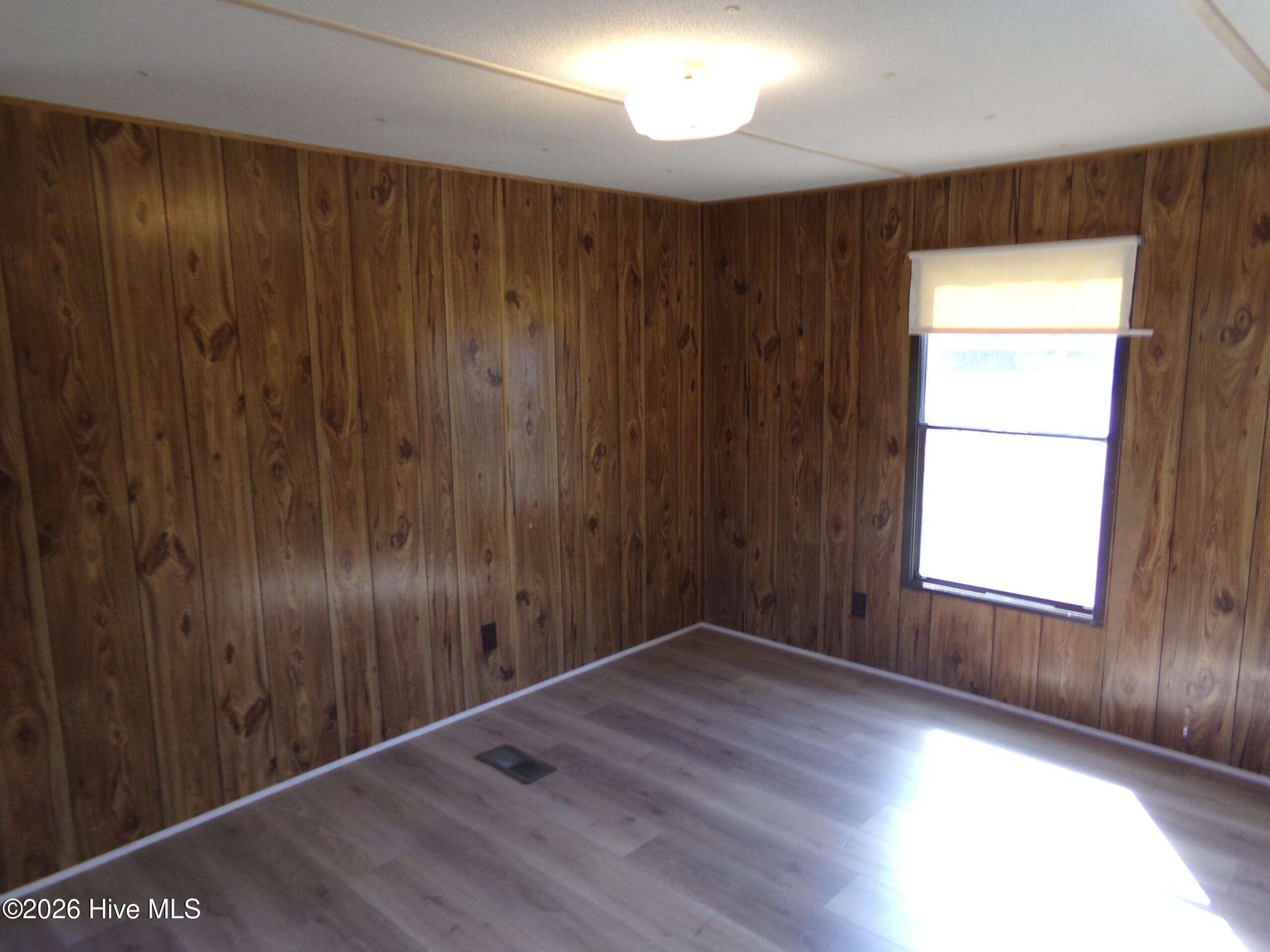 358 White Oak Drive Property Photo 6