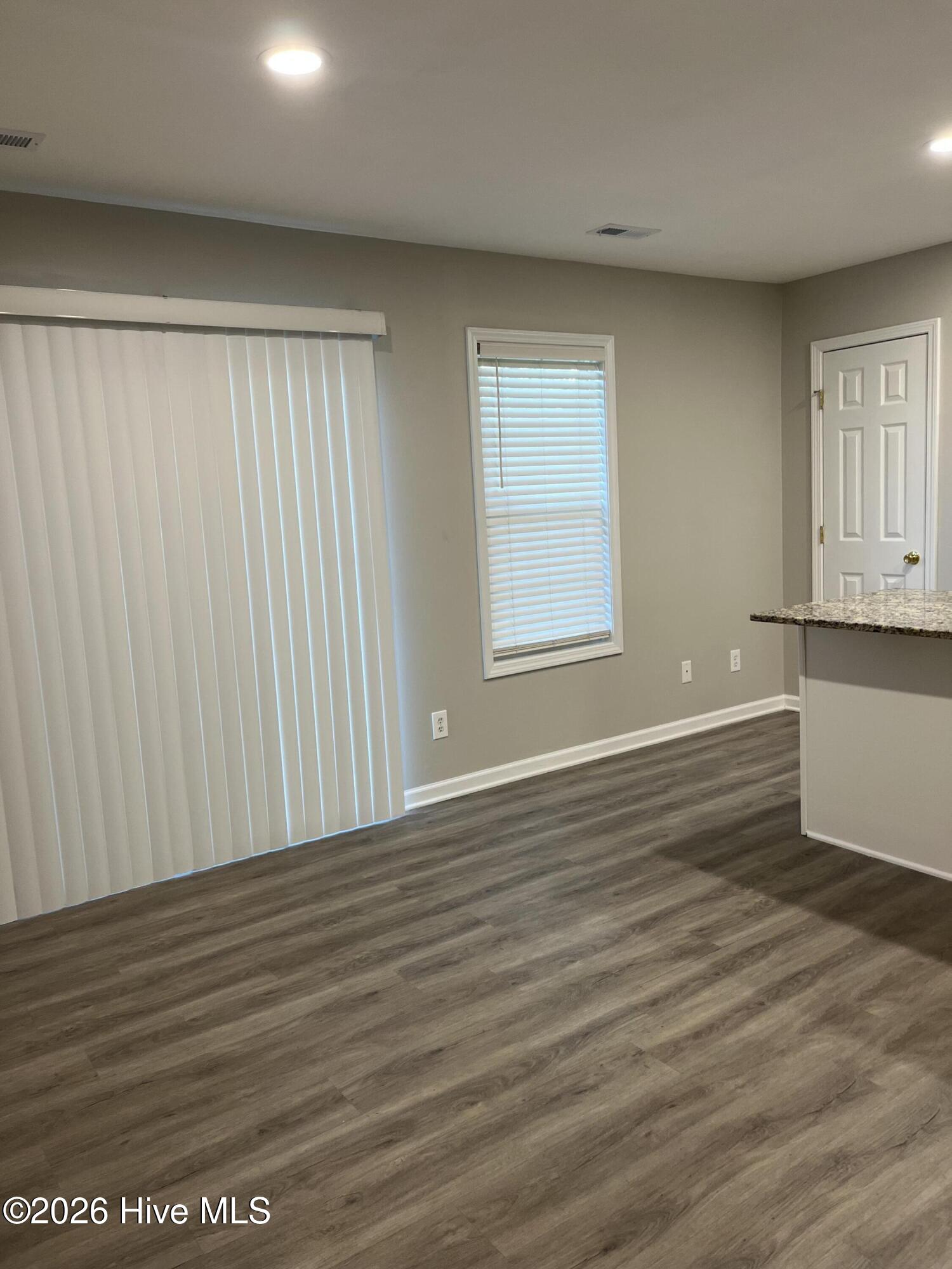 409 Goose Pond Court Property Photo 4