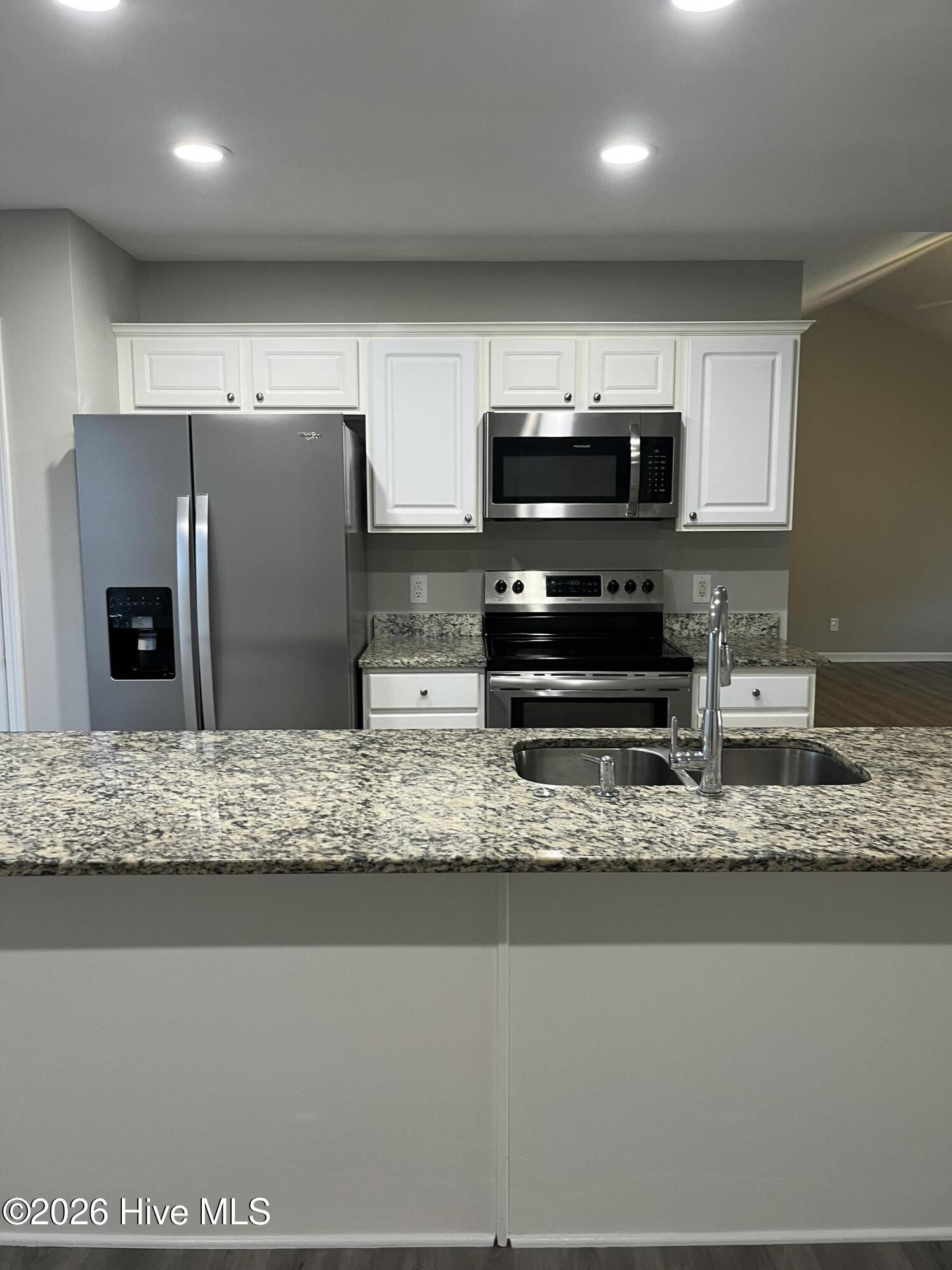 409 Goose Pond Court Property Photo 6