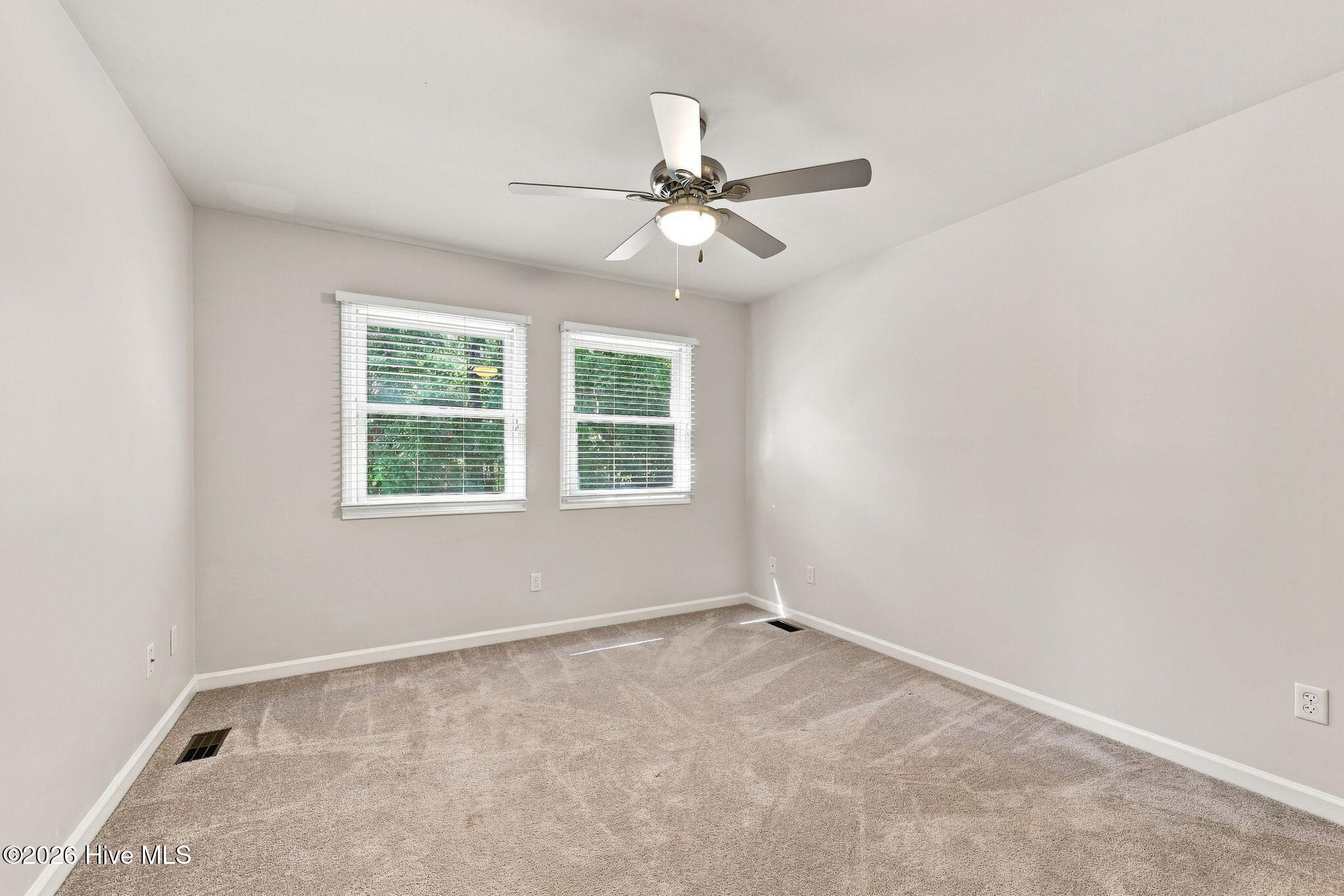 401 Cedarwood Village Property Photo 18