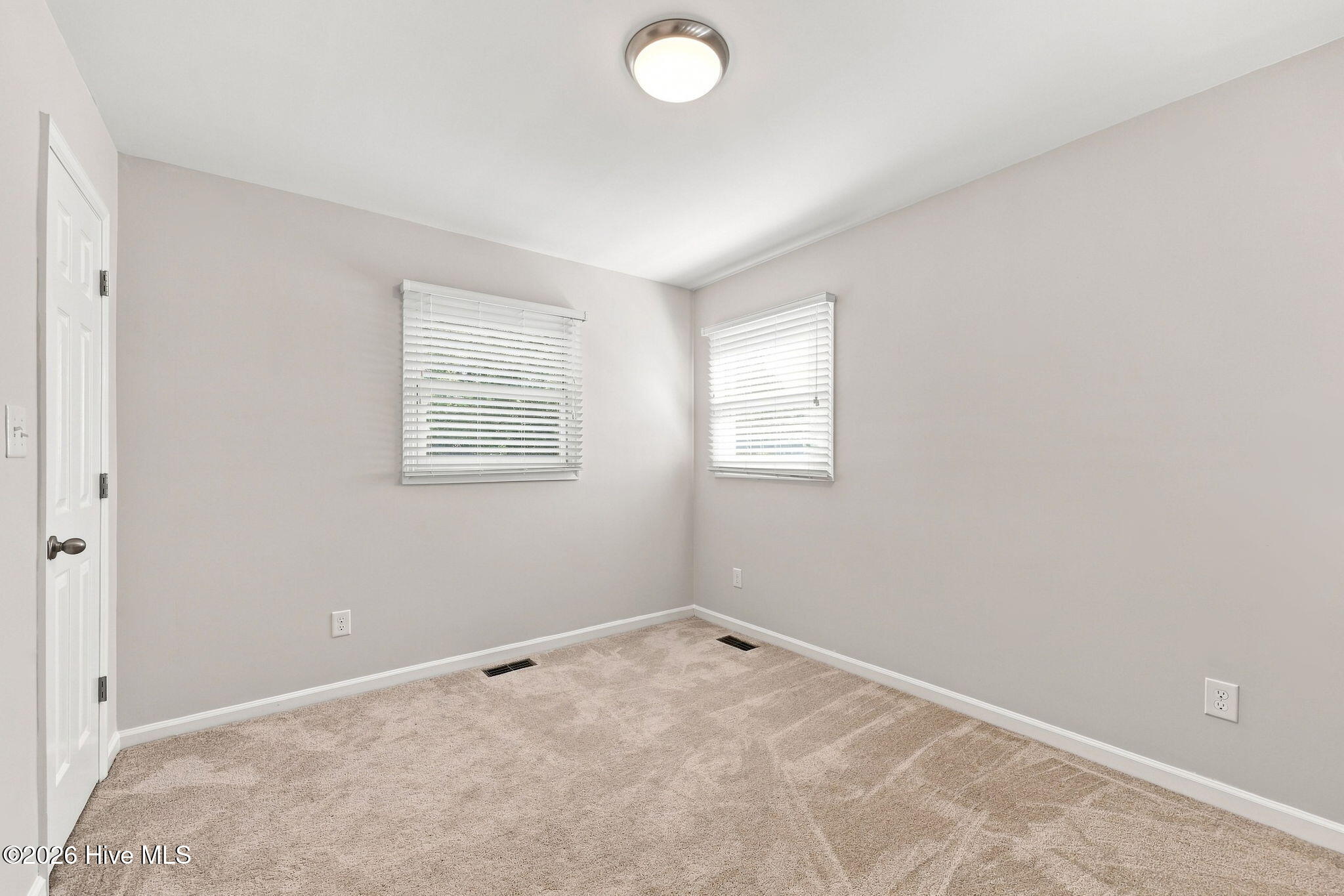 401 Cedarwood Village Property Photo 21