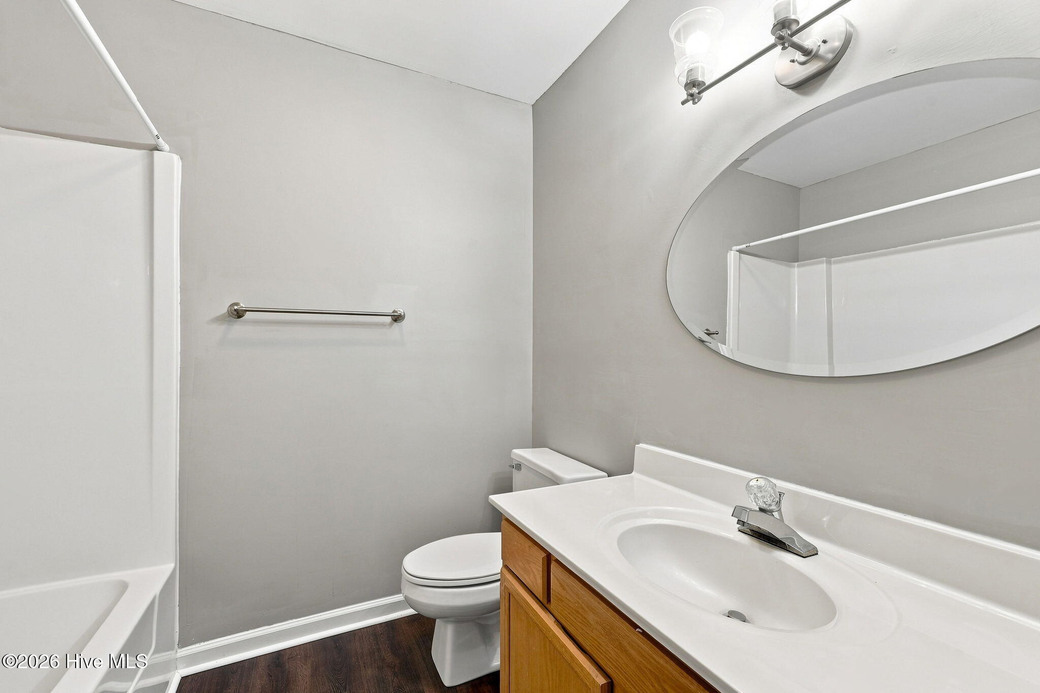401 Cedarwood Village Property Photo 22