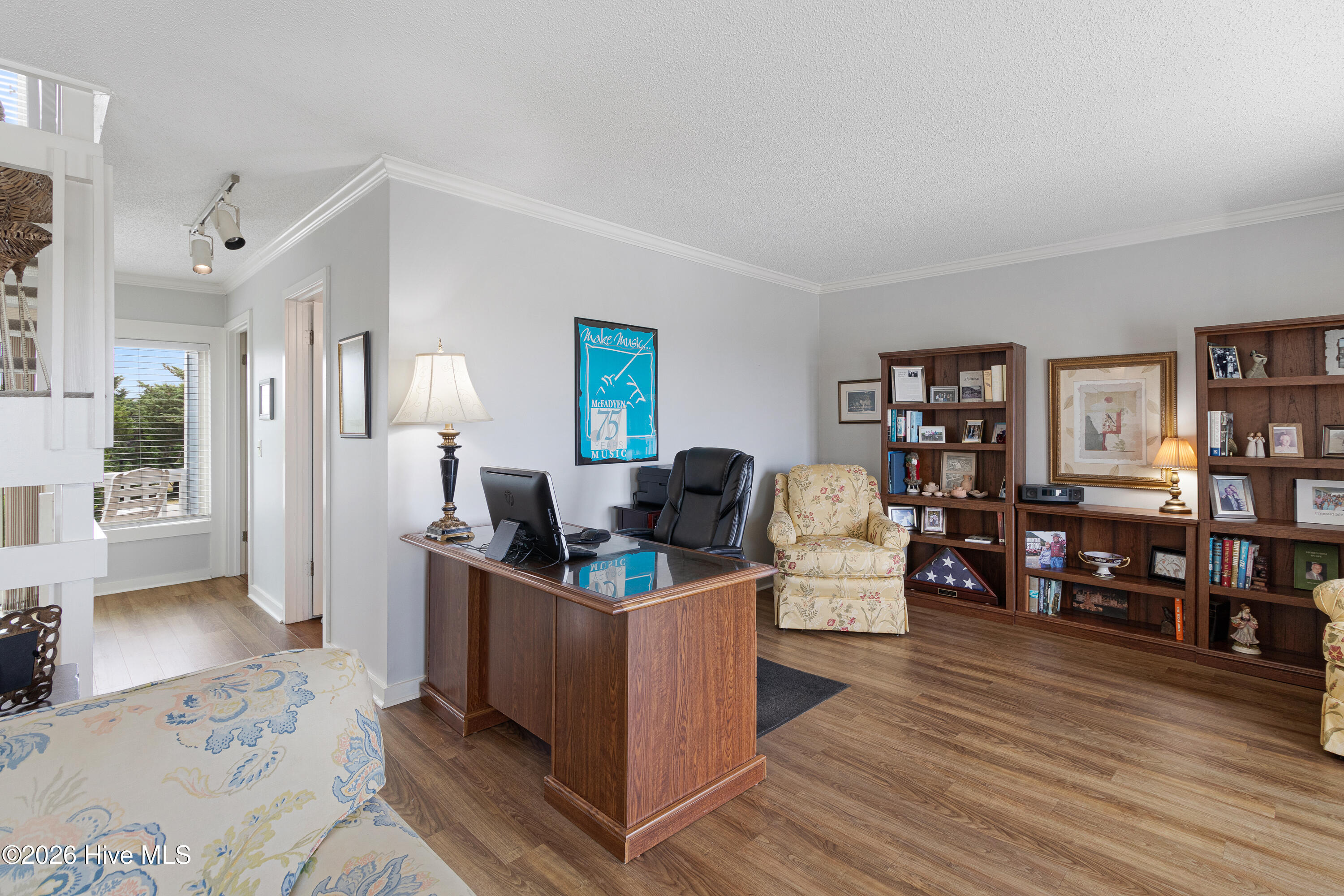 11017 Inlet Drive Property Photo 8